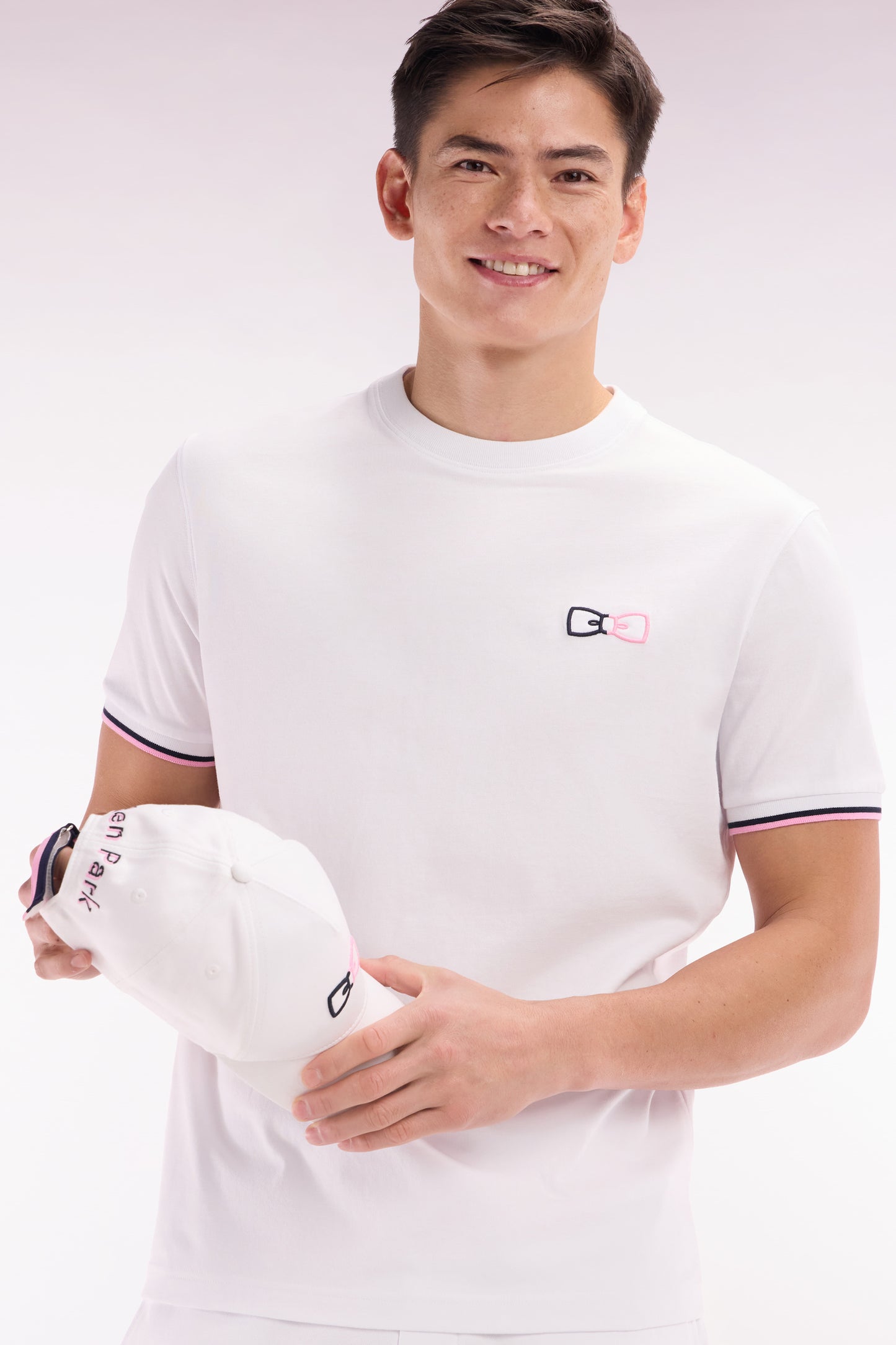Relaxed-fit white cotton T-shirt with two-tone embroidery