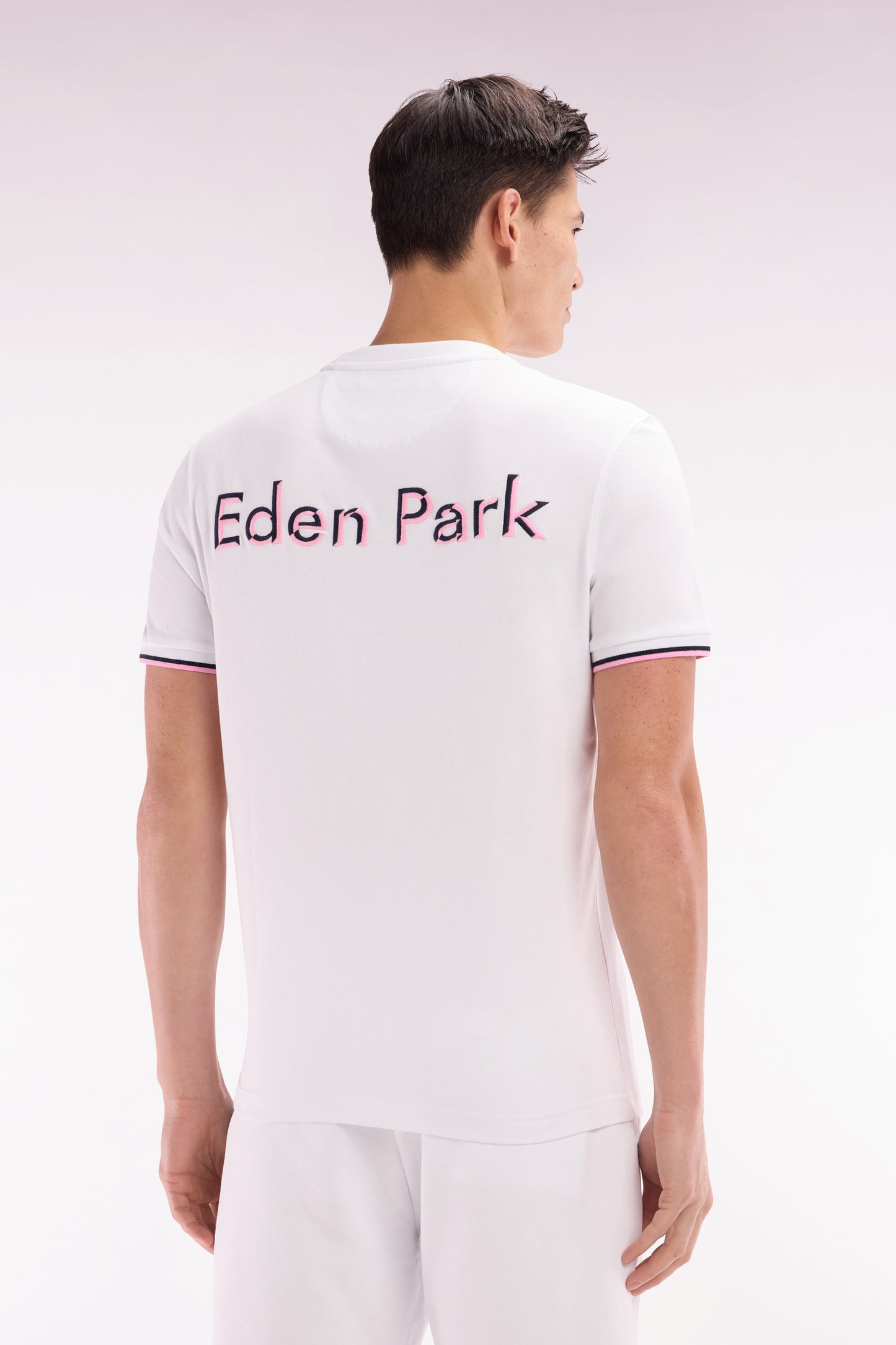 Relaxed-fit white cotton T-shirt with two-tone embroidery