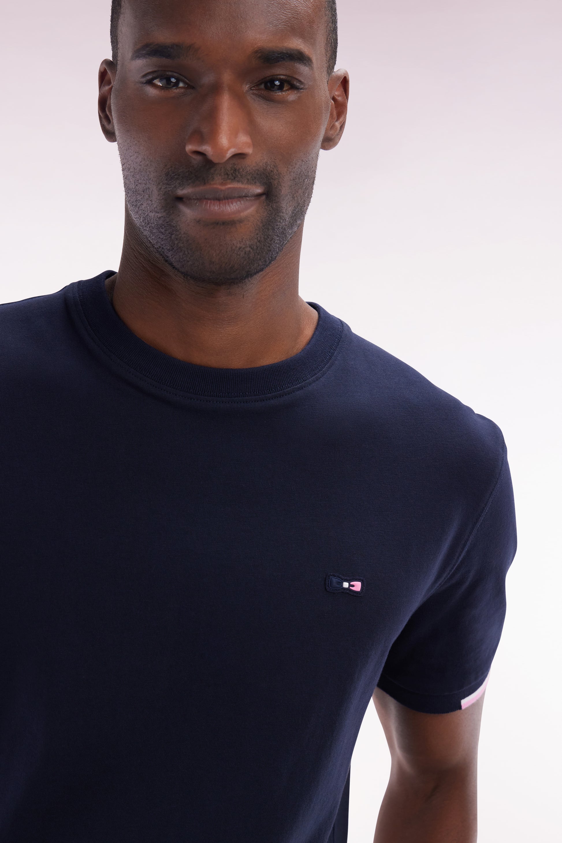 T-shirt en coton marine broderie dos coupe droite