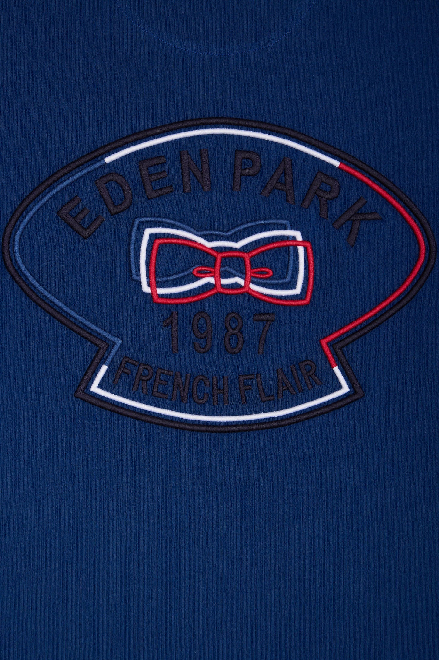 Straight-fit dark blue cotton T-shirt with back embroidery and cutouts