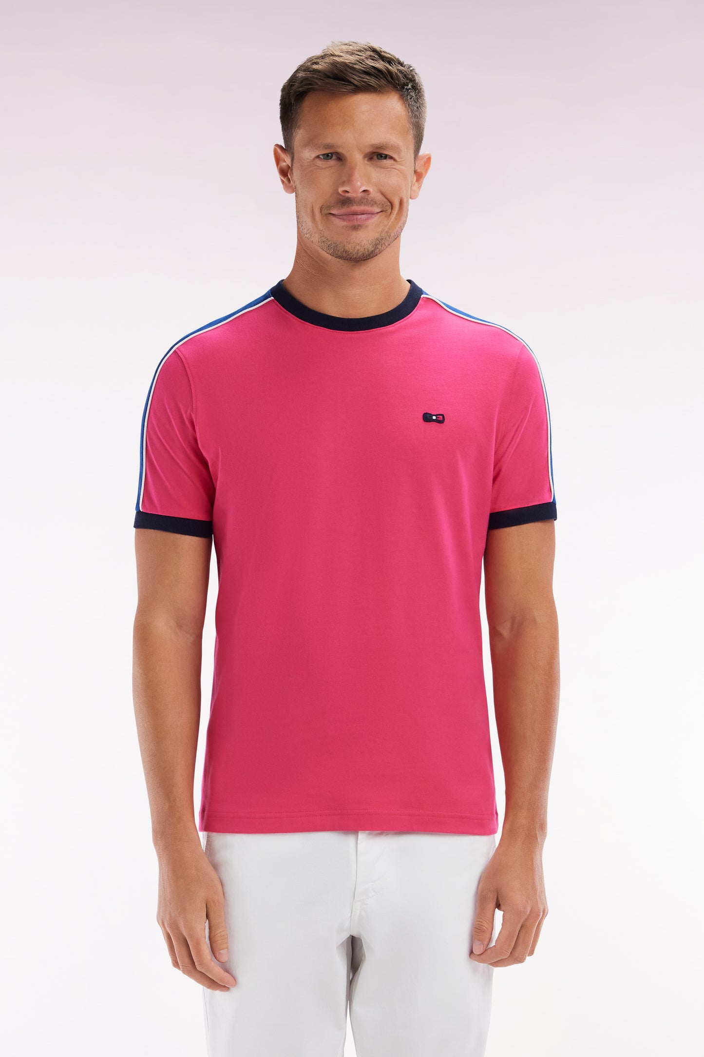 Straight-fit fuchsia cotton T-shirt with back embroidery and cutouts