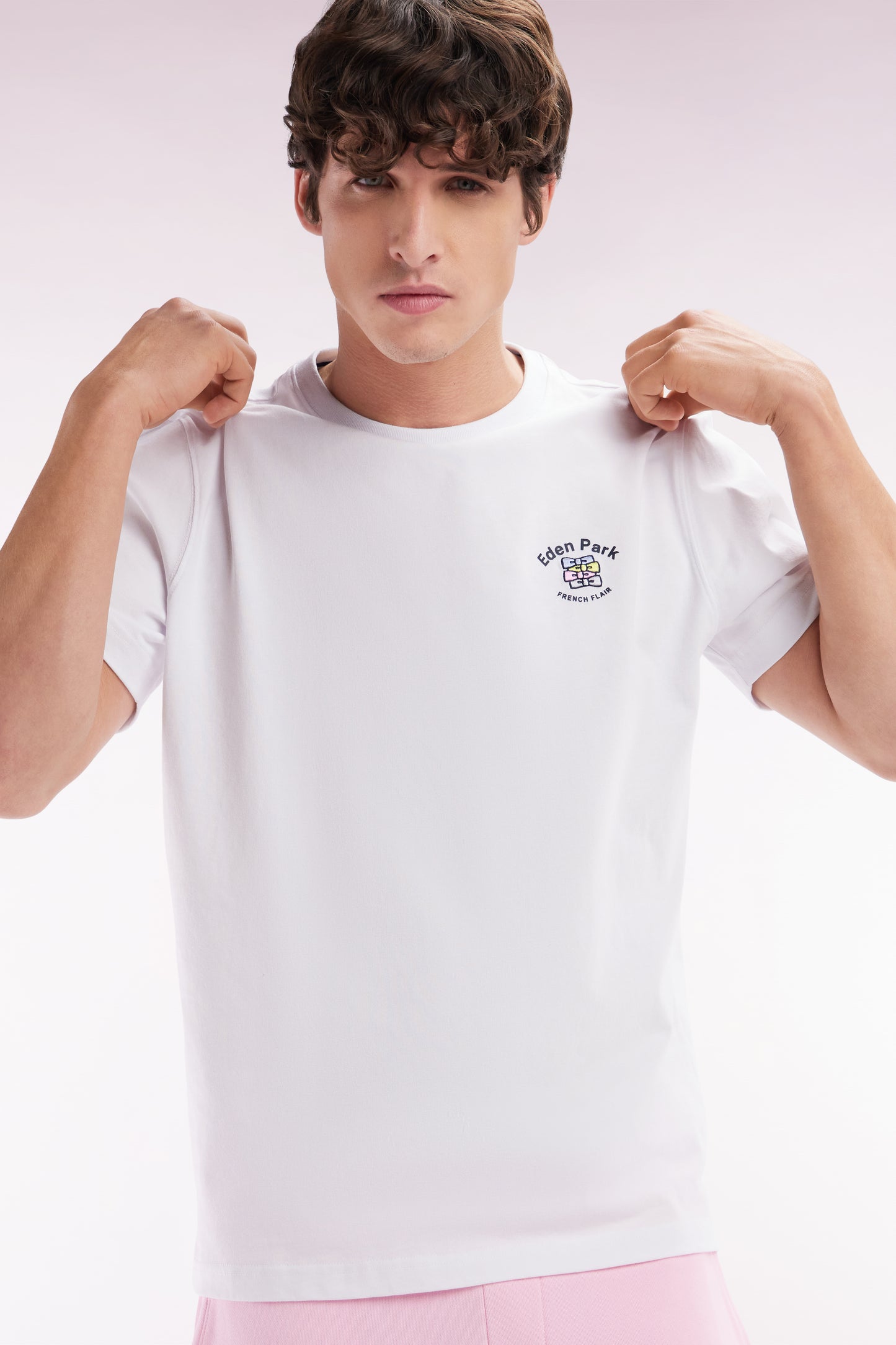 White cotton T-shirt with multicolored embroidery, relaxed fit