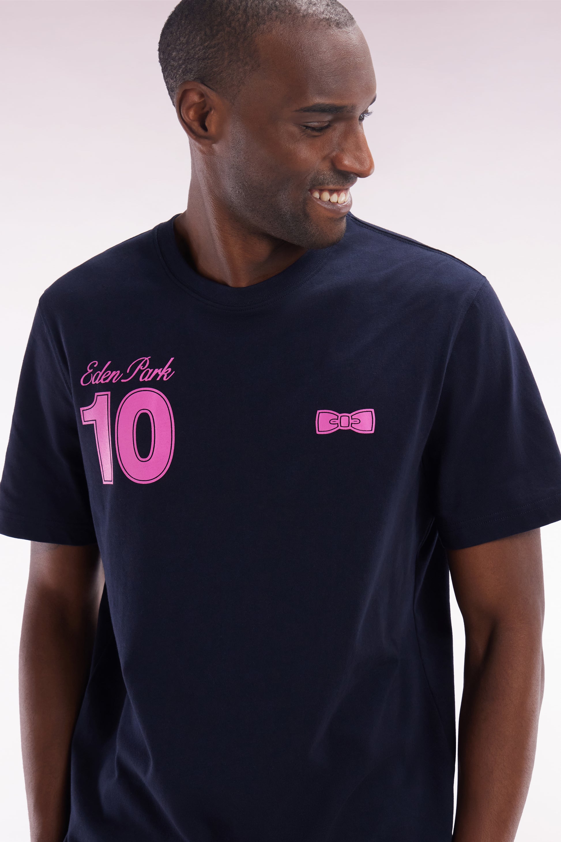 T-shirt 10 en coton marine et rose coupe décontractée