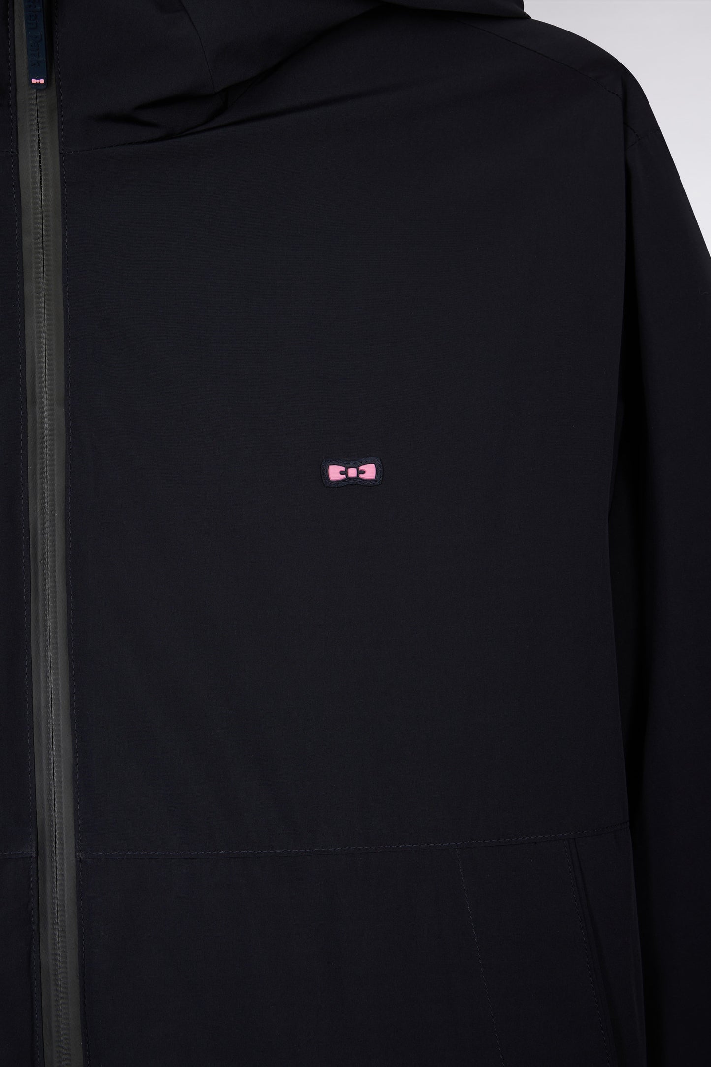 Polyamide hooded windbreaker with navy quilted interior