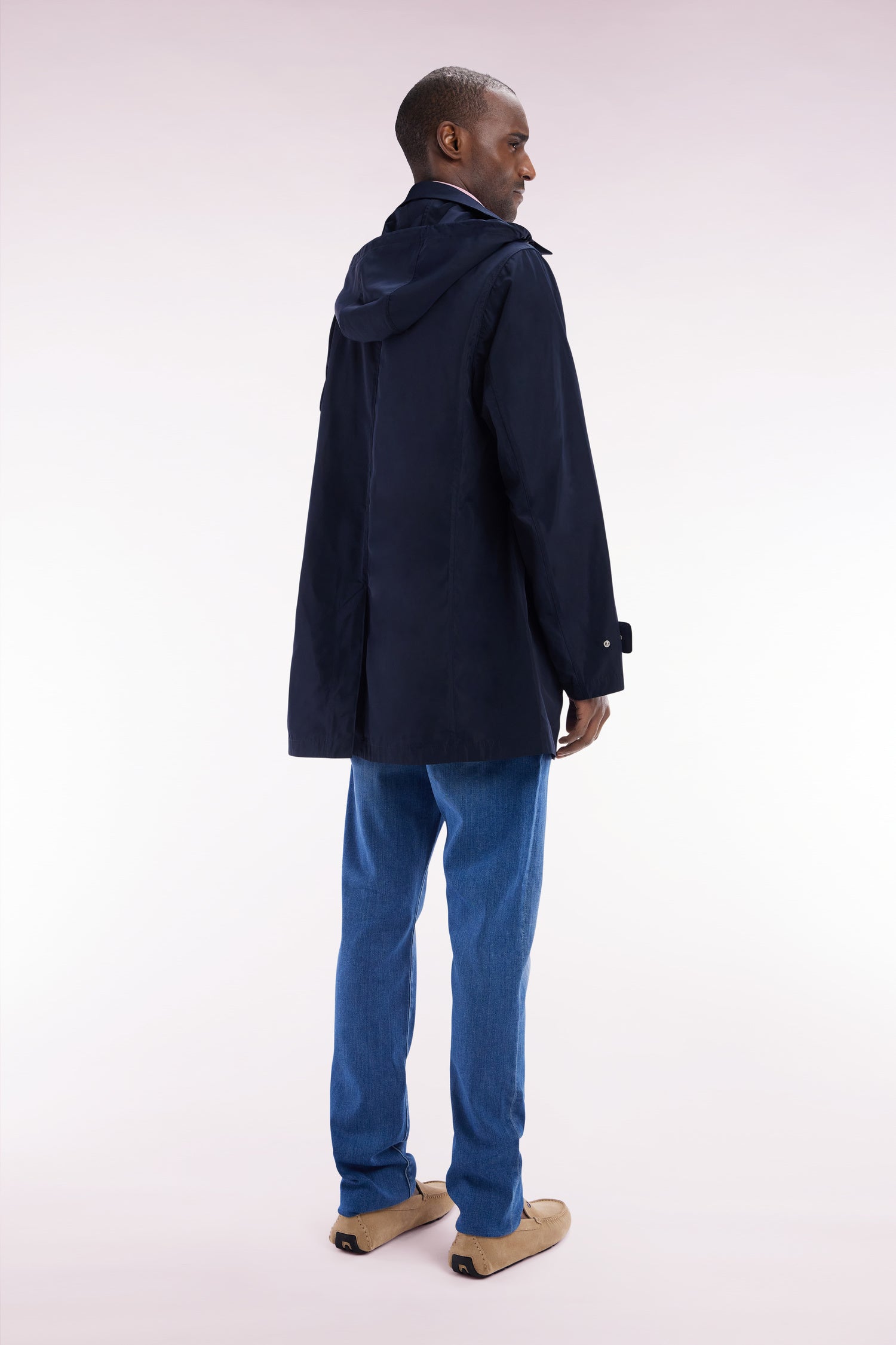 Imperméable à capuche bleu marine