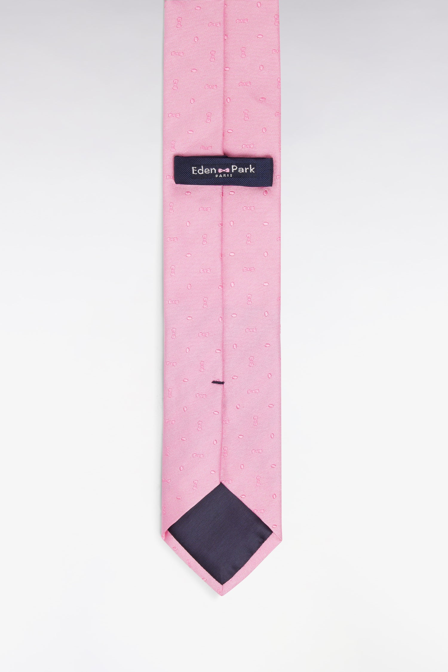 Cravate en soie rose à micromotifs nœuds papillon