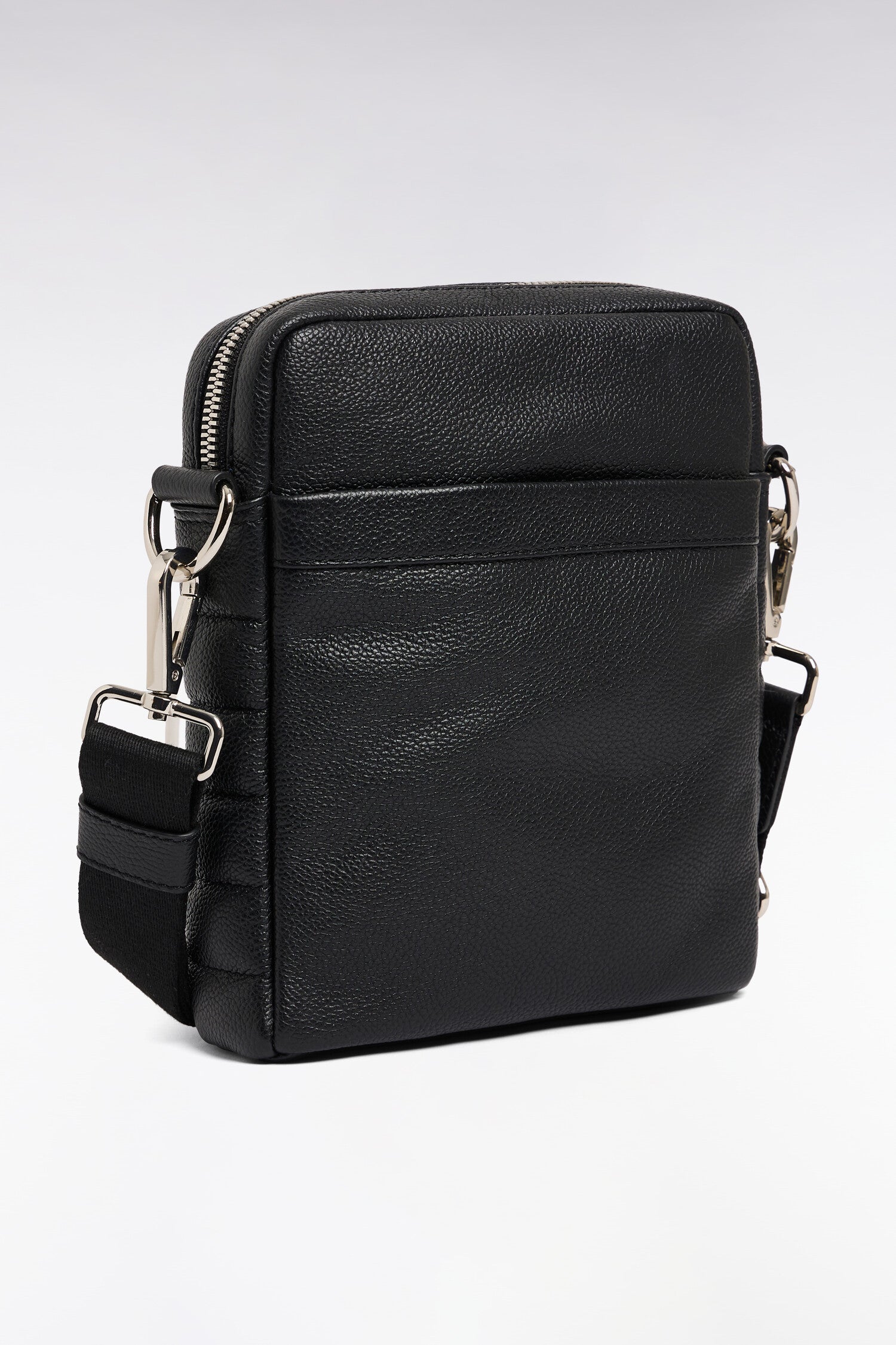 Sacoche en cuir de vachette grainé noir