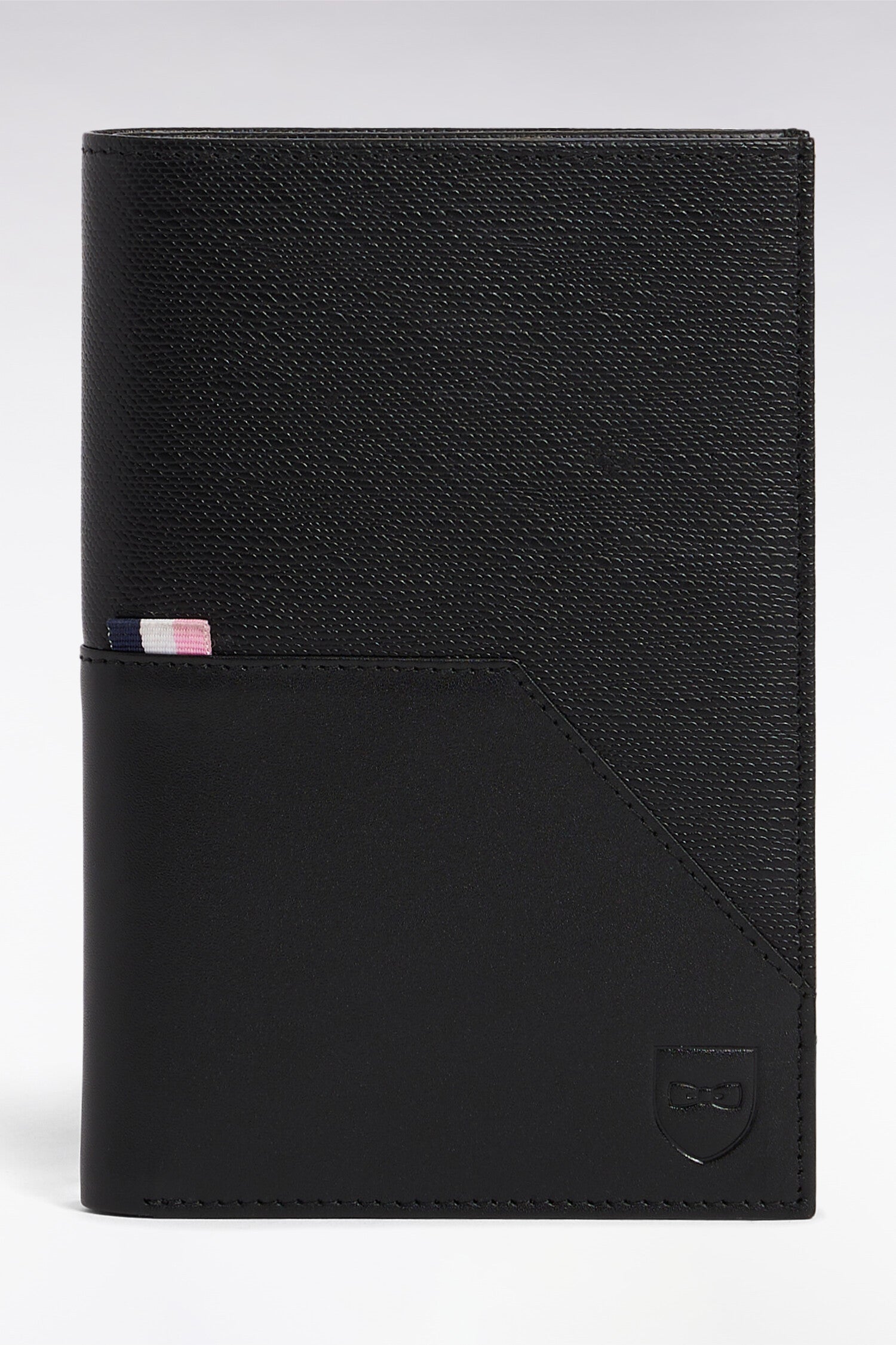 Portefeuille taille passeport bimatière en cuir noir