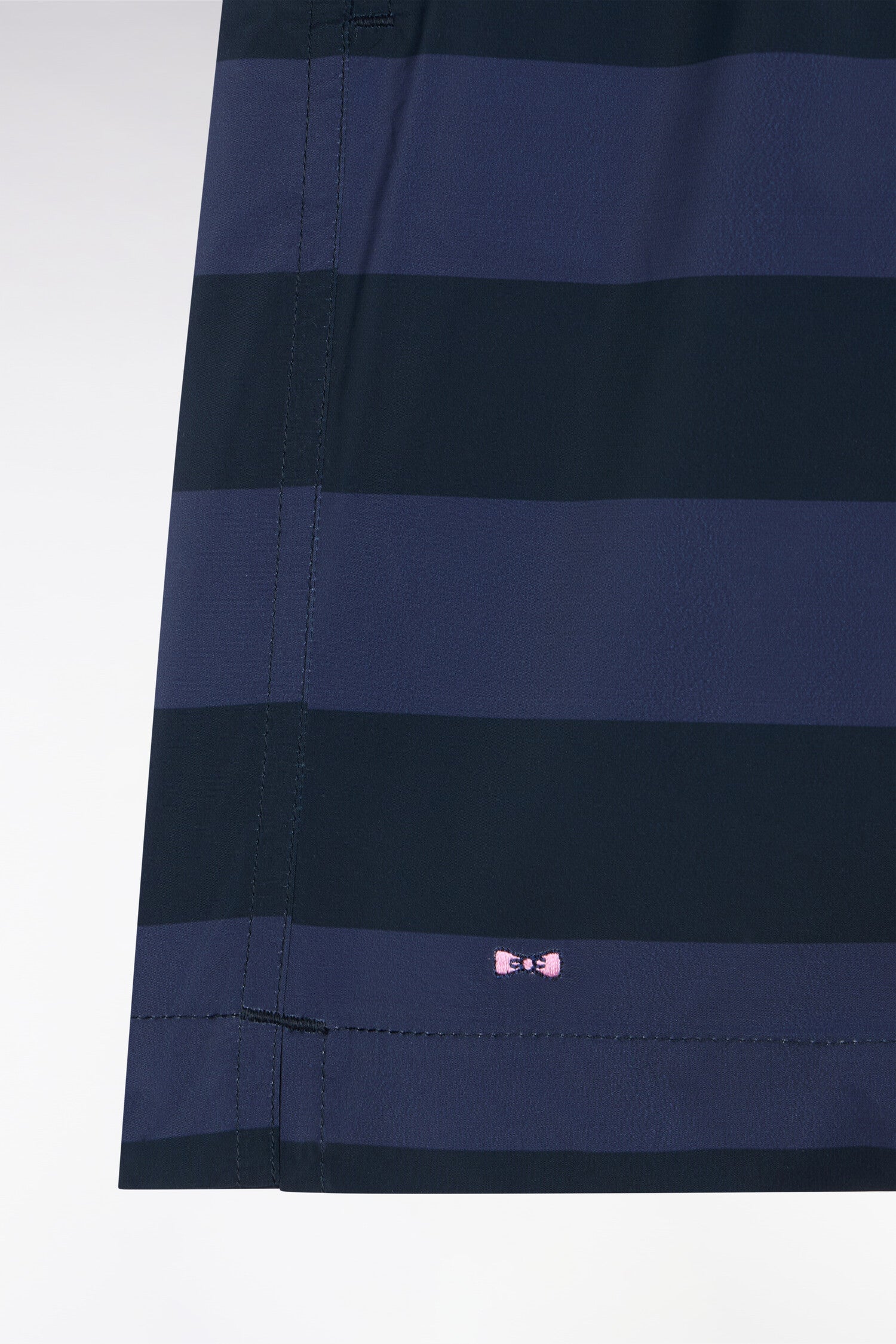 Maillot de bain à rayures marine