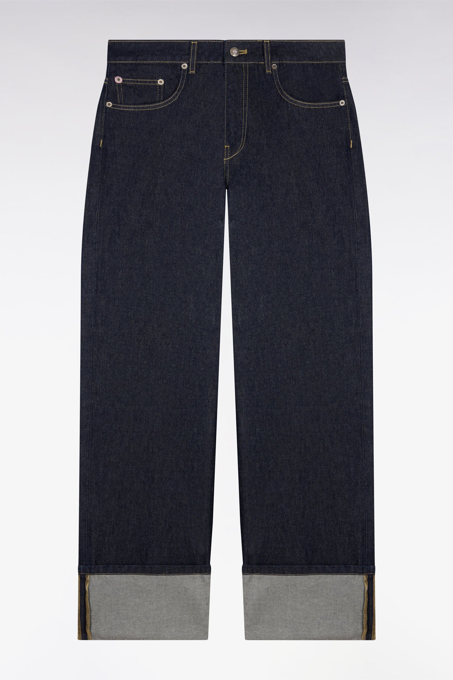 Jean en denim brut coupe droite large à revers cousu