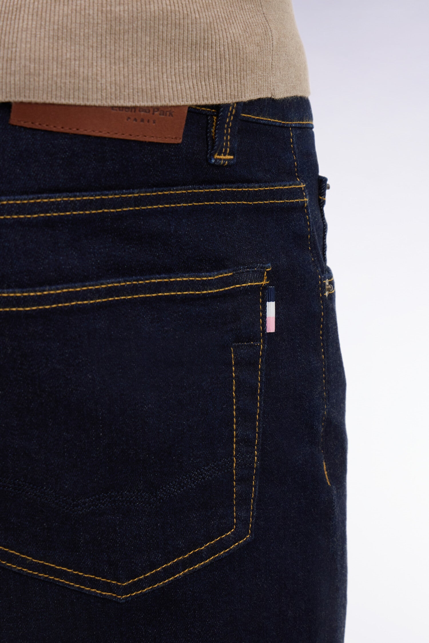 Jean en denim stretch marine one wash coupe slim