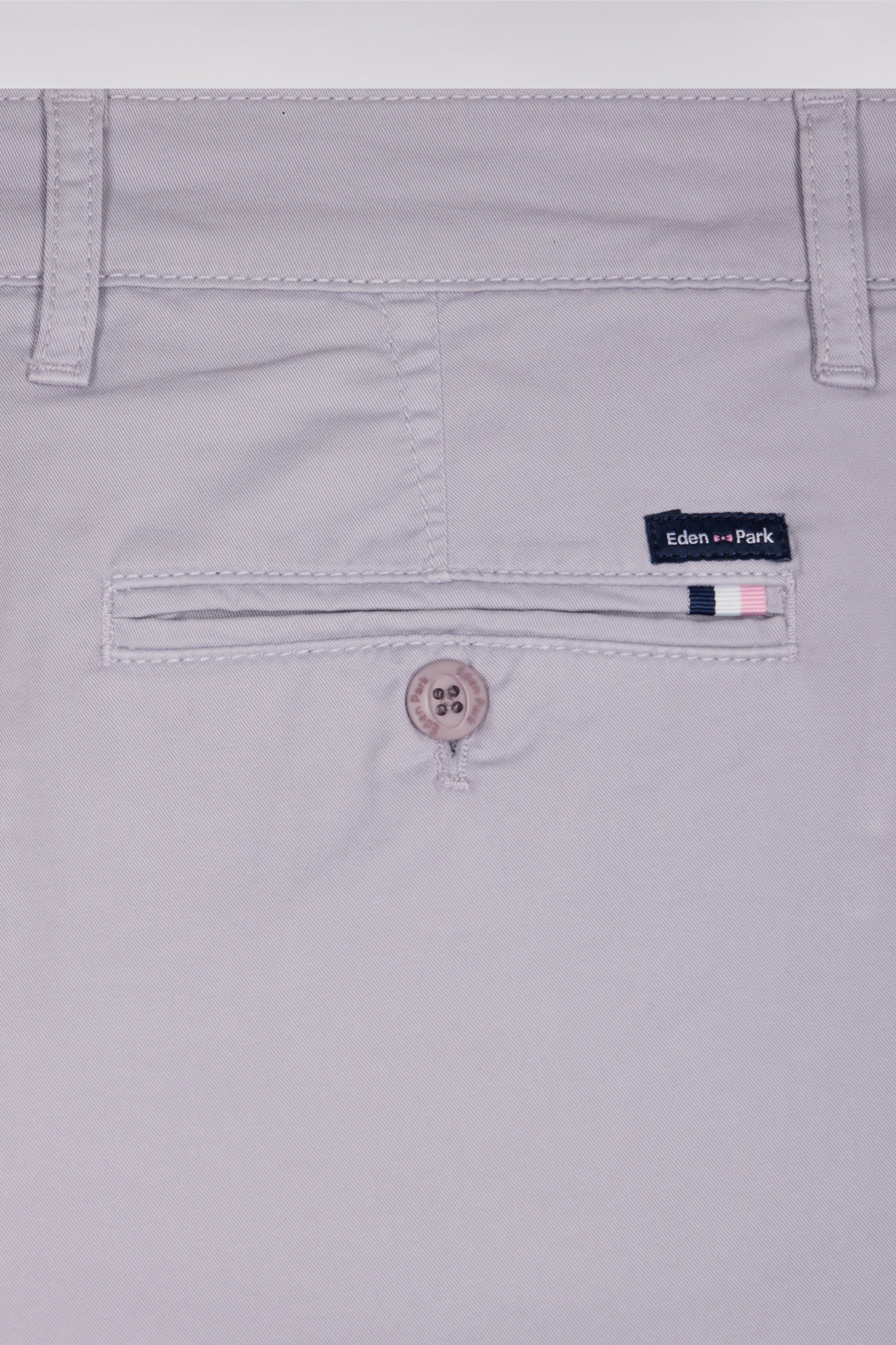 Bermuda chino en gabardine stretch gris