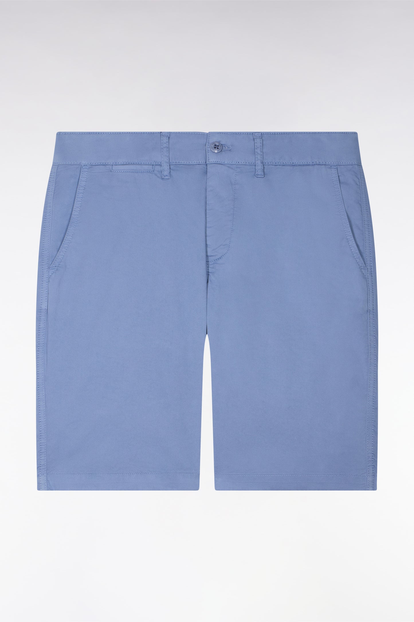 Bermuda chino en gabardine stretch bleu