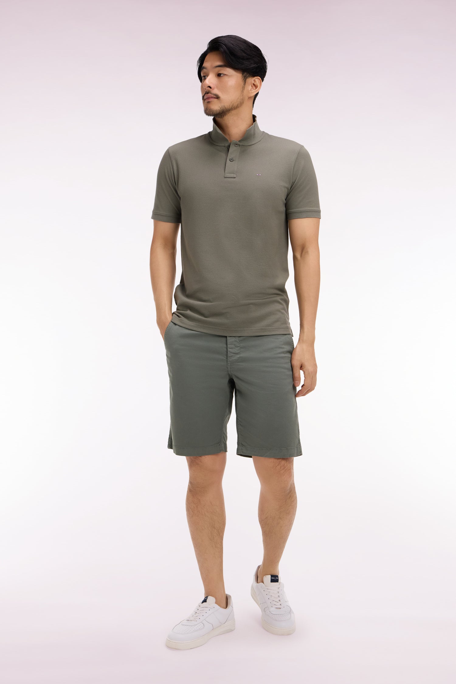 Bermuda chino en gabardine stretch kaki