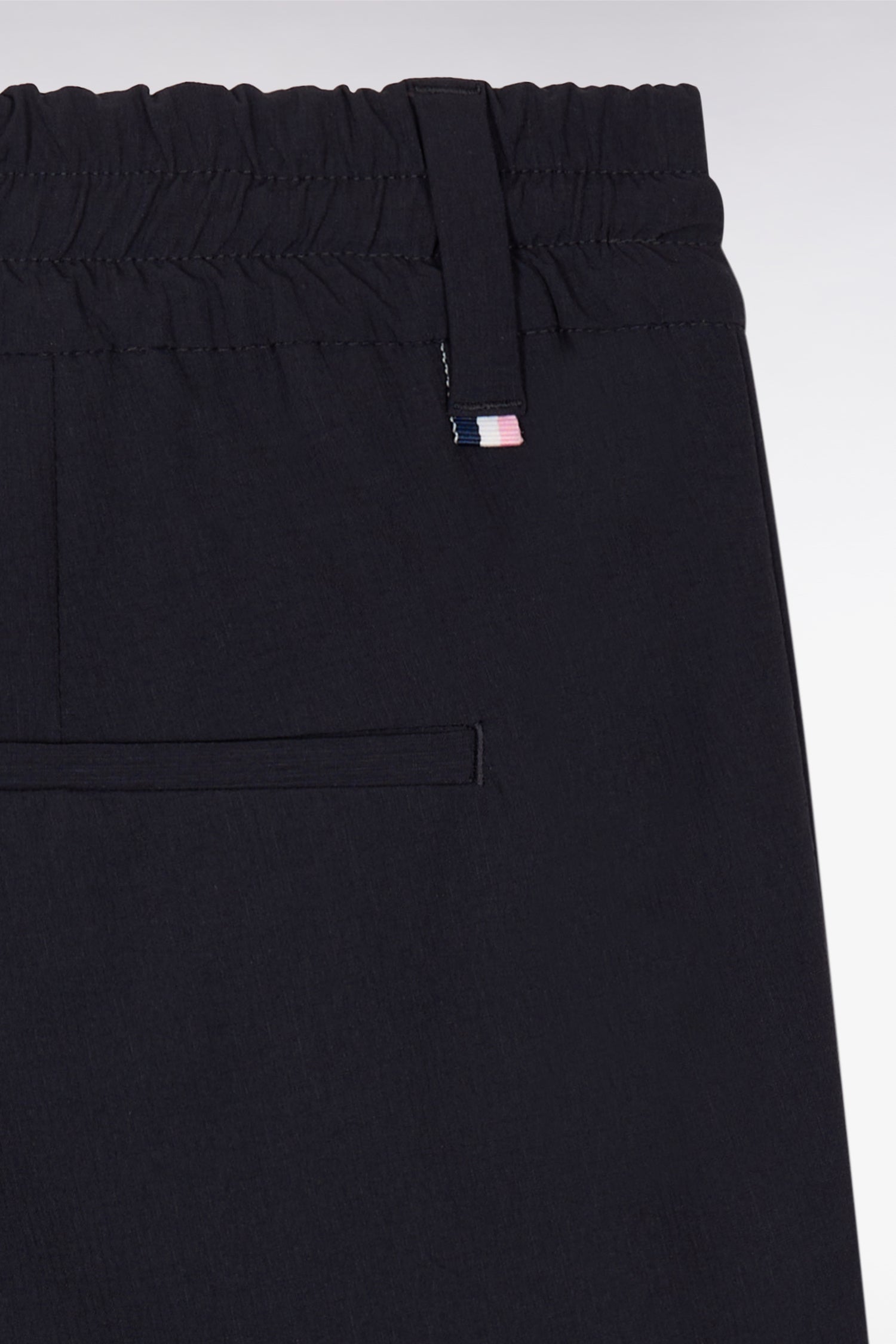 Pantalon poches cargo en tissu technique marine coupe Modern