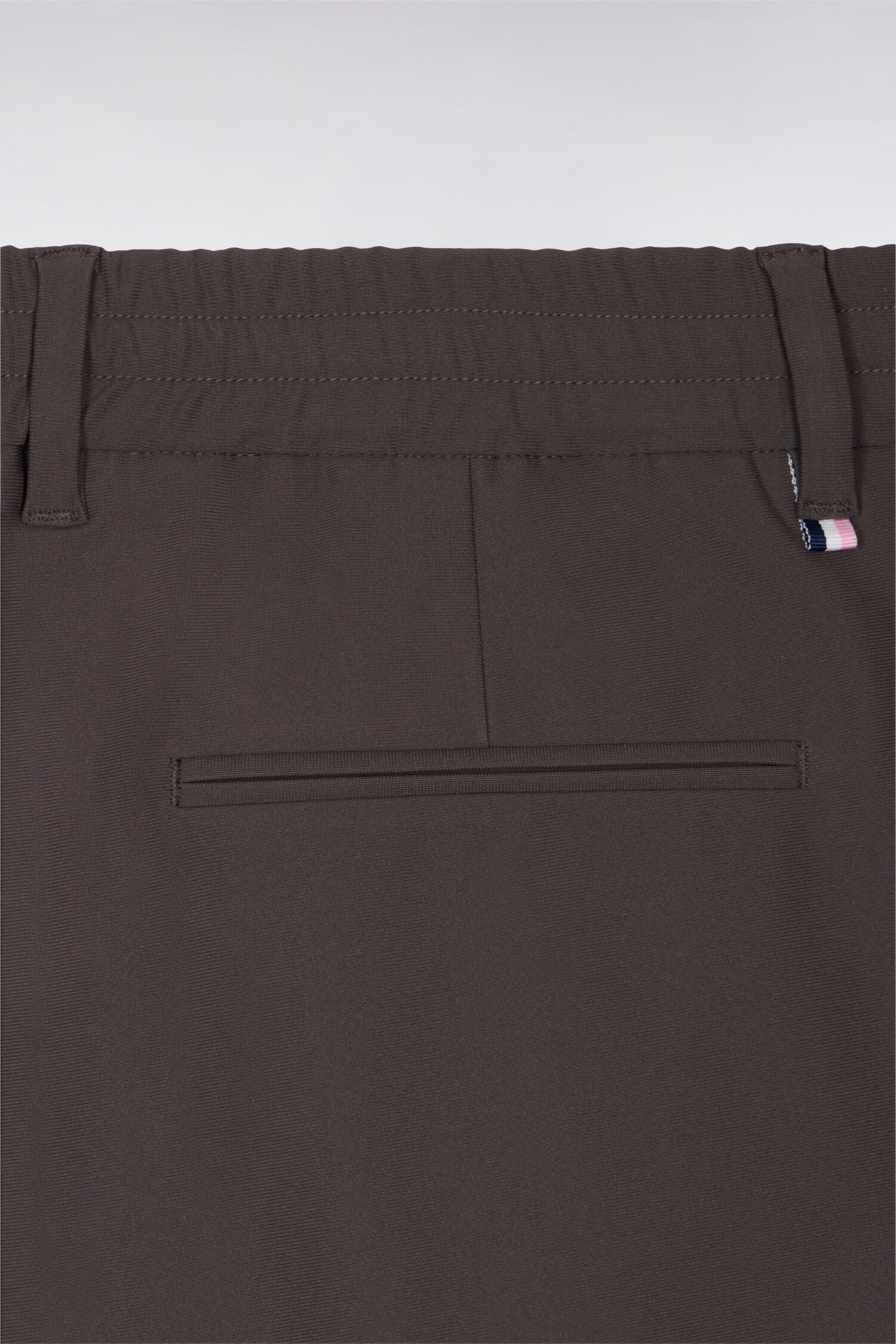 Pantalon taille élastiquée en tissu technique gris coupe Modern