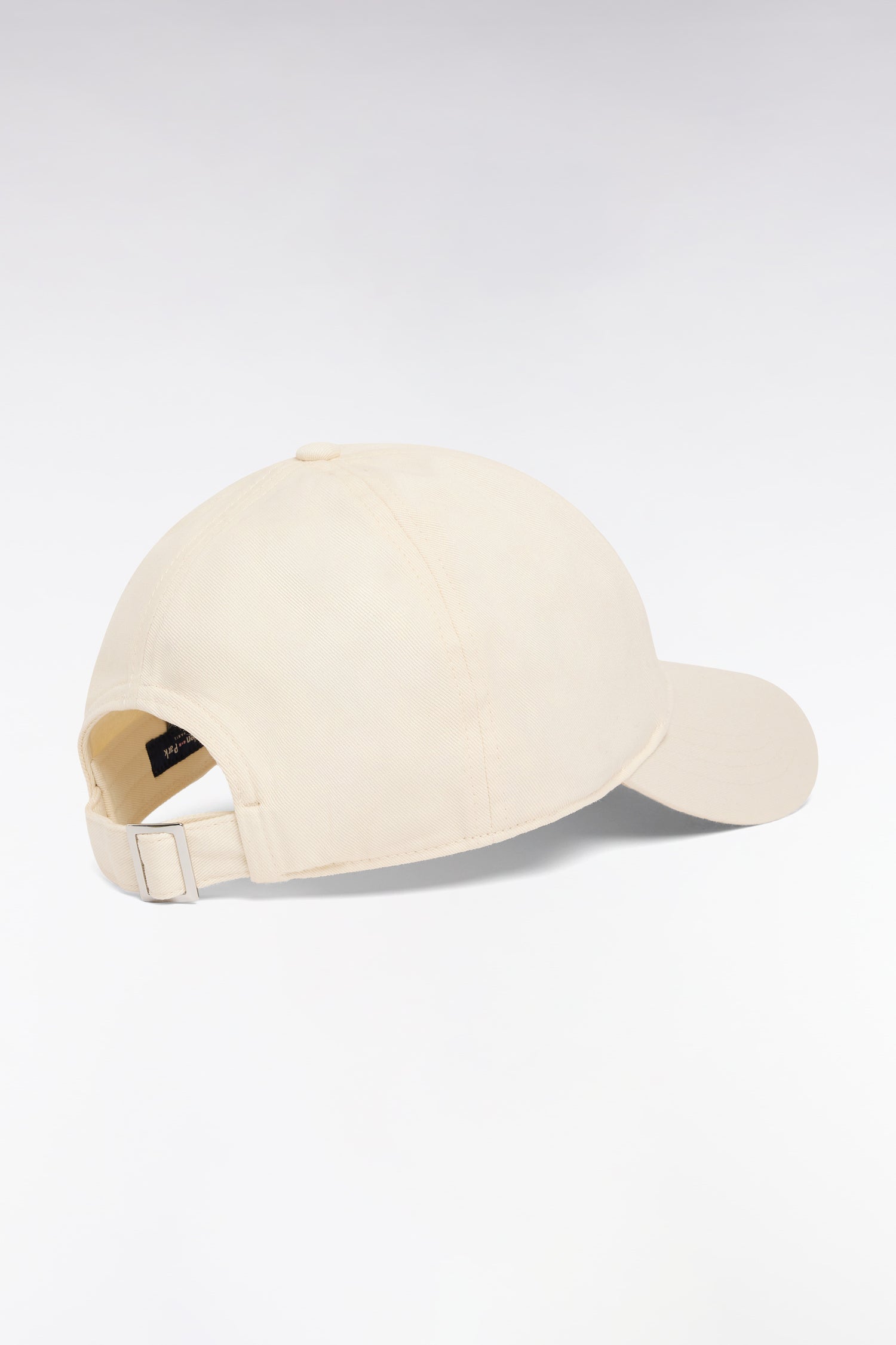 Casquette en twill de coton écru broderie initiales EP