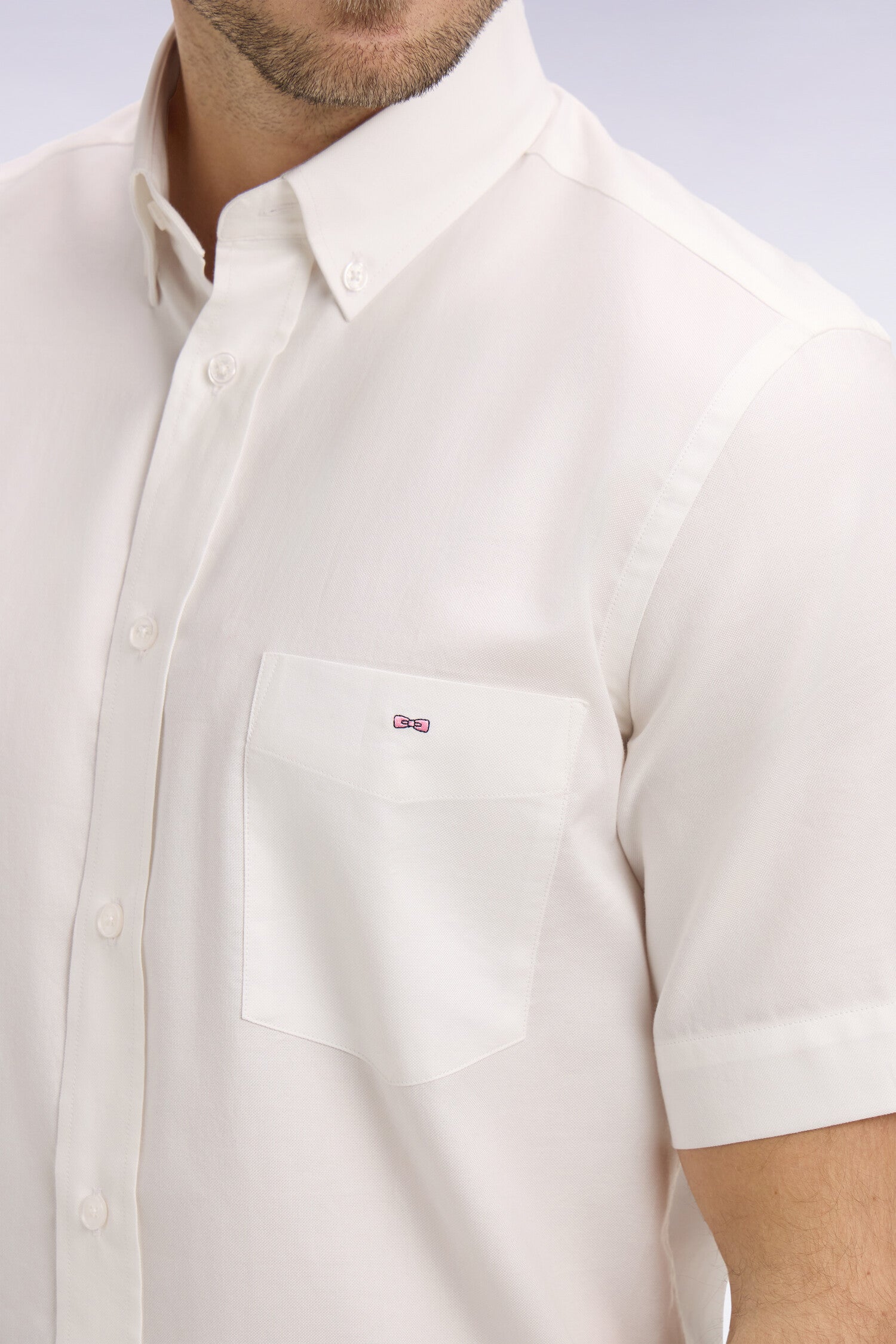 Chemise à manches courtes en coton fil teint blanc
