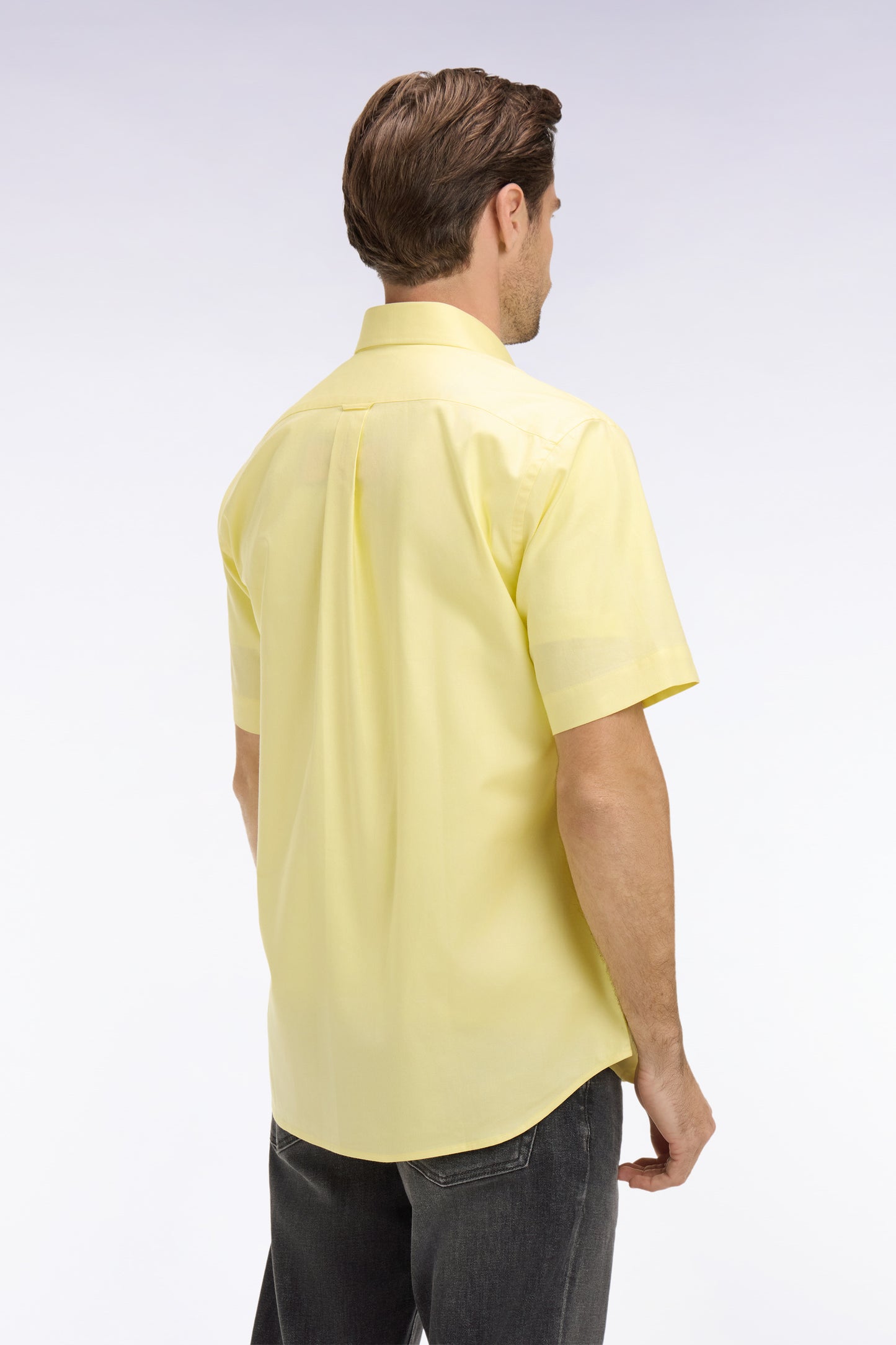 Chemise à manches courtes en coton fil teint jeune