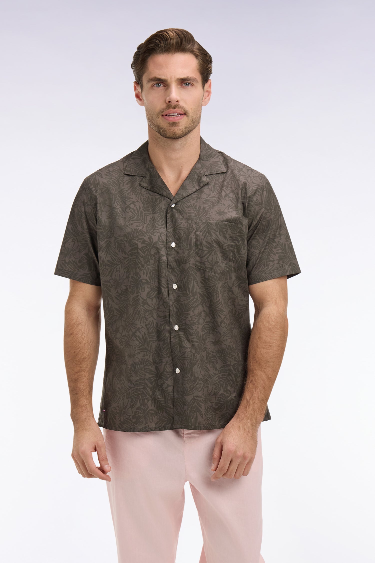 Chemise à manches courtes en coton Pima kaki imprimé végétal