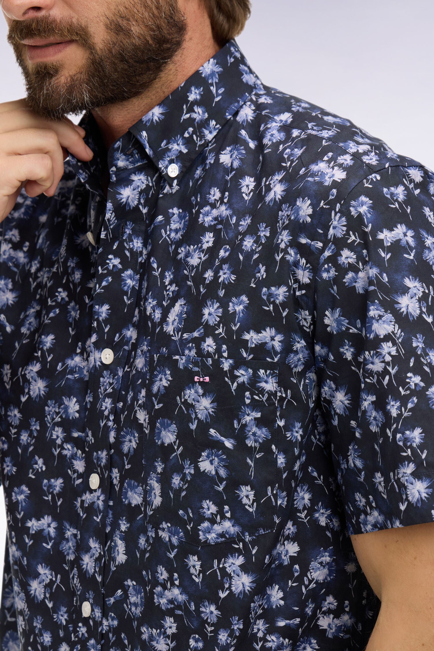 Chemise à manches courtes en coton Pima marine à motif floral