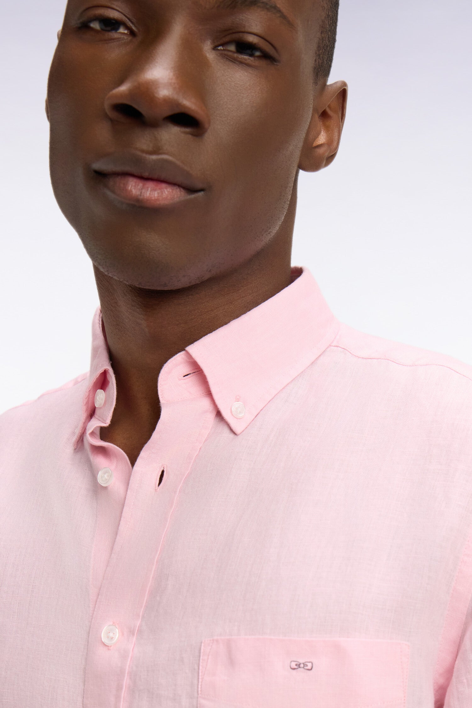 Chemise droite en lin rose clair
