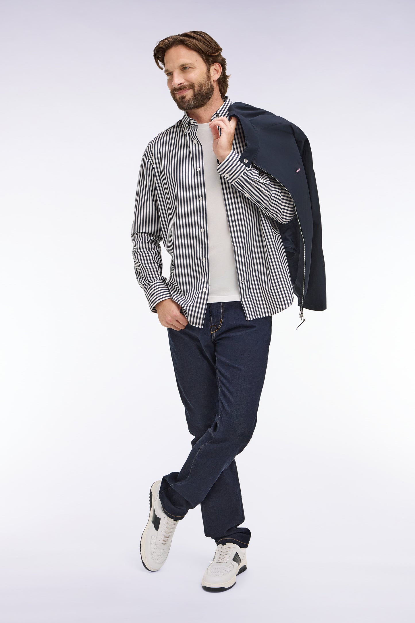 Chemise en coton marine à rayures bâtons