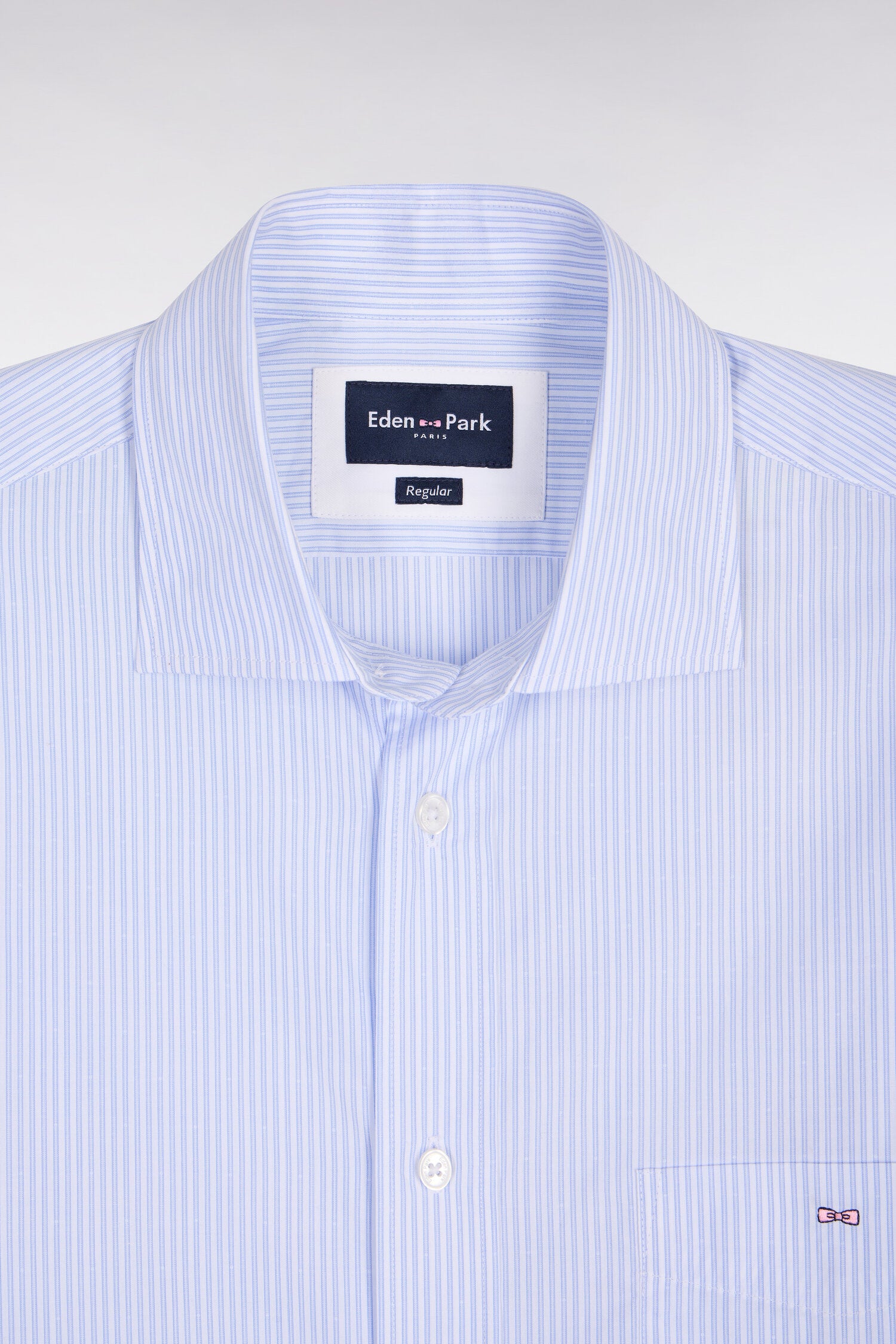 Chemise en coton dobby à rayures ciel coupe regular