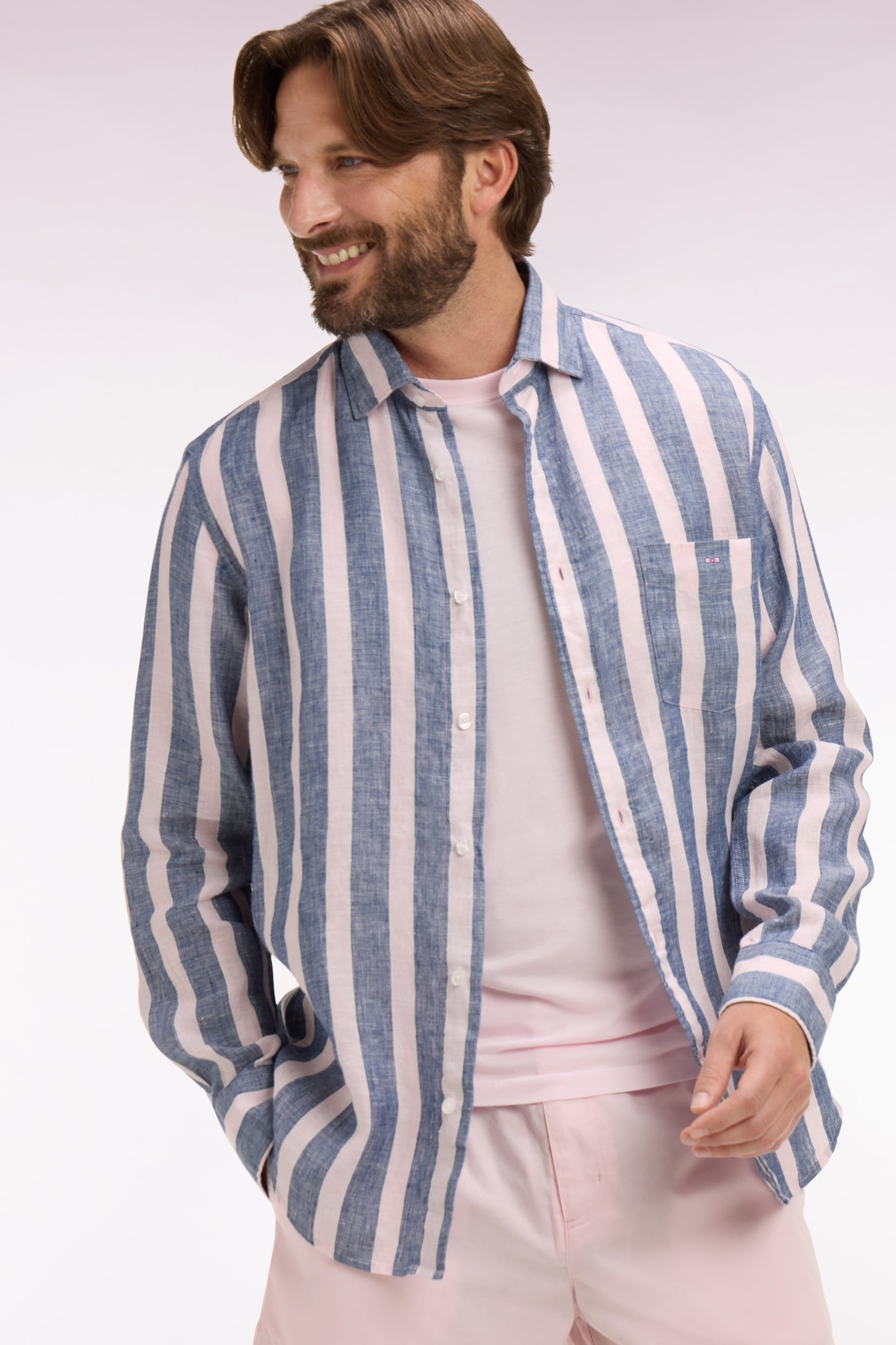 Chemise en lin marine à rayures bâtons