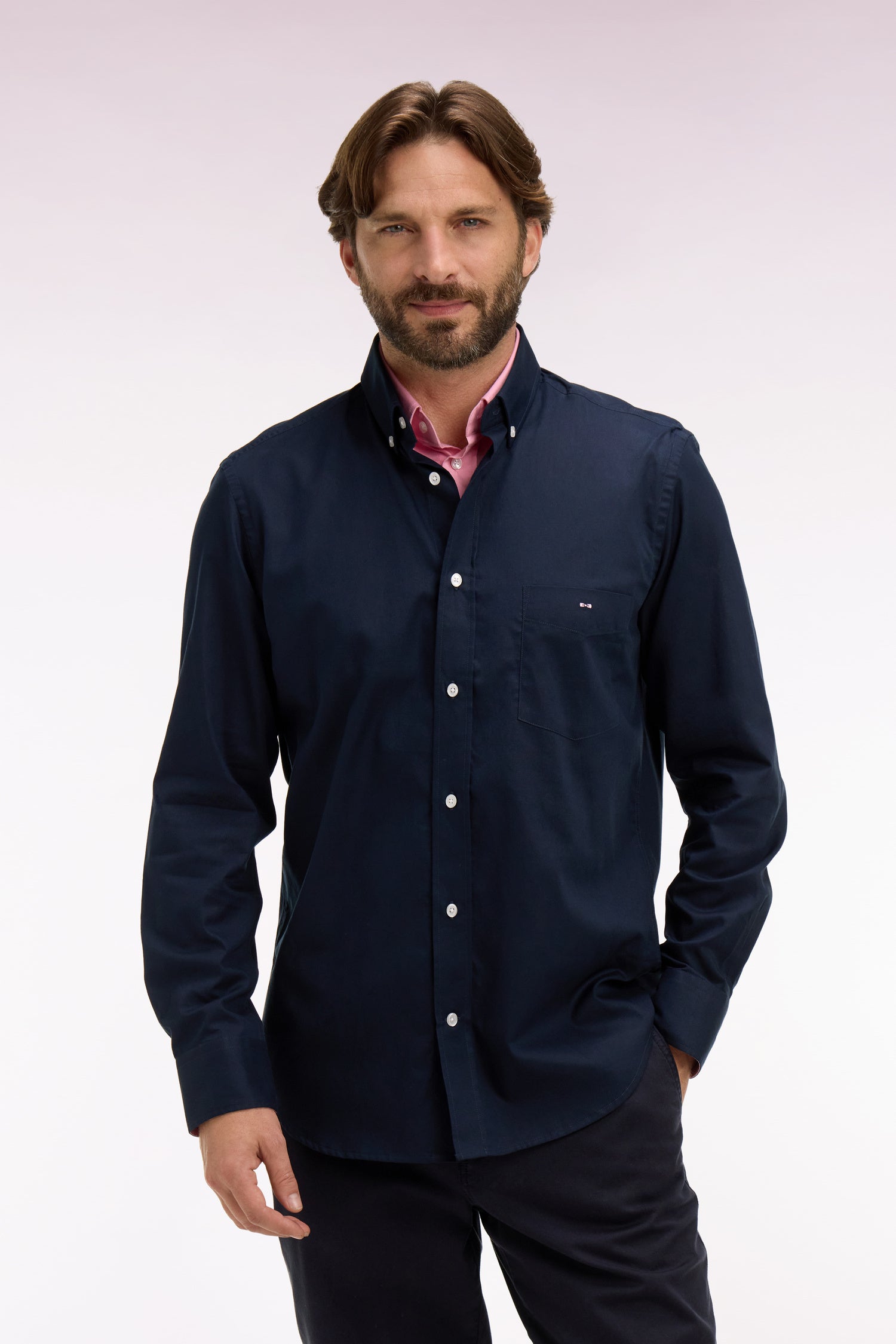 Chemise en coton pinpoint marine détails roses