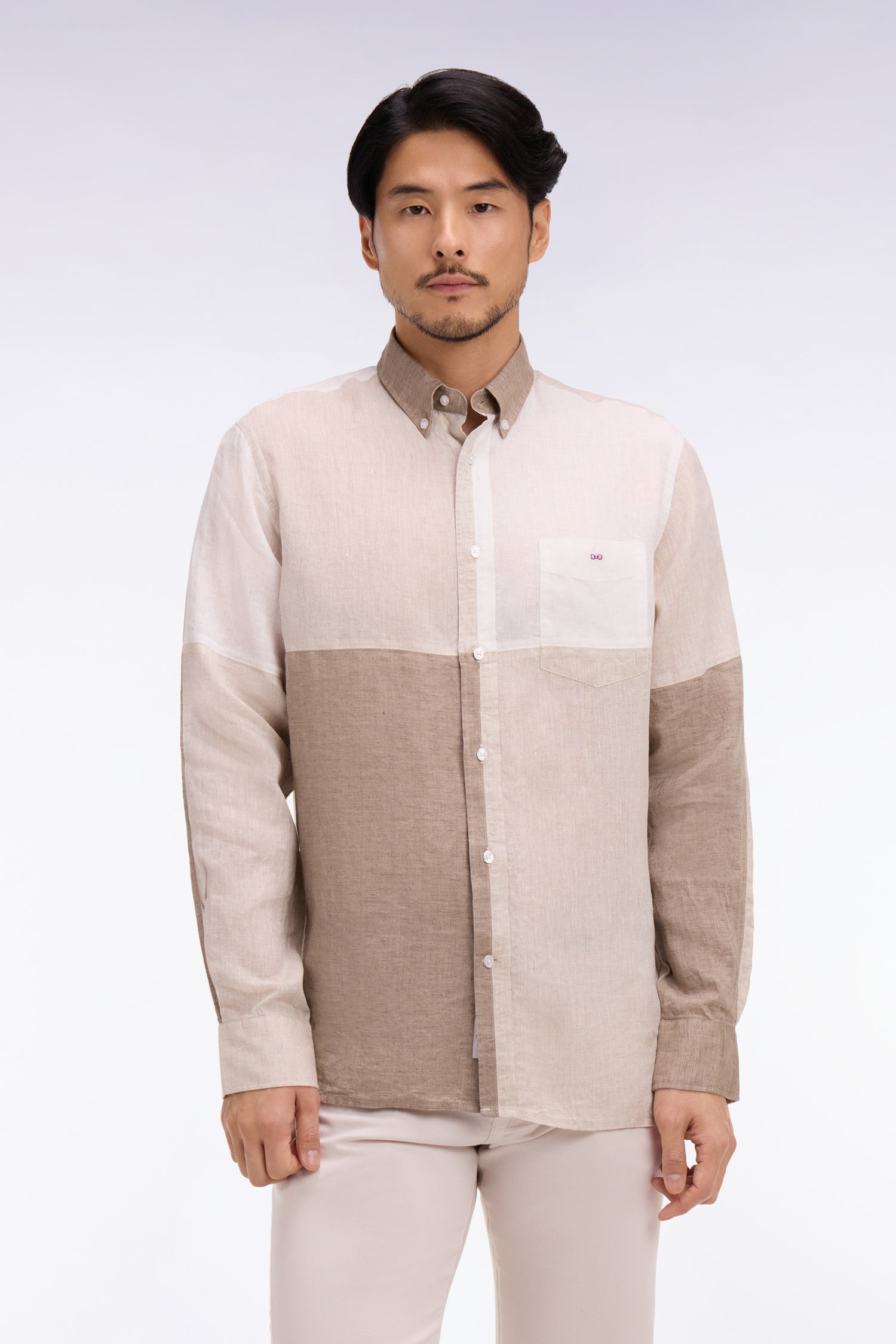 Chemise en lin beige colorblock coupe regular