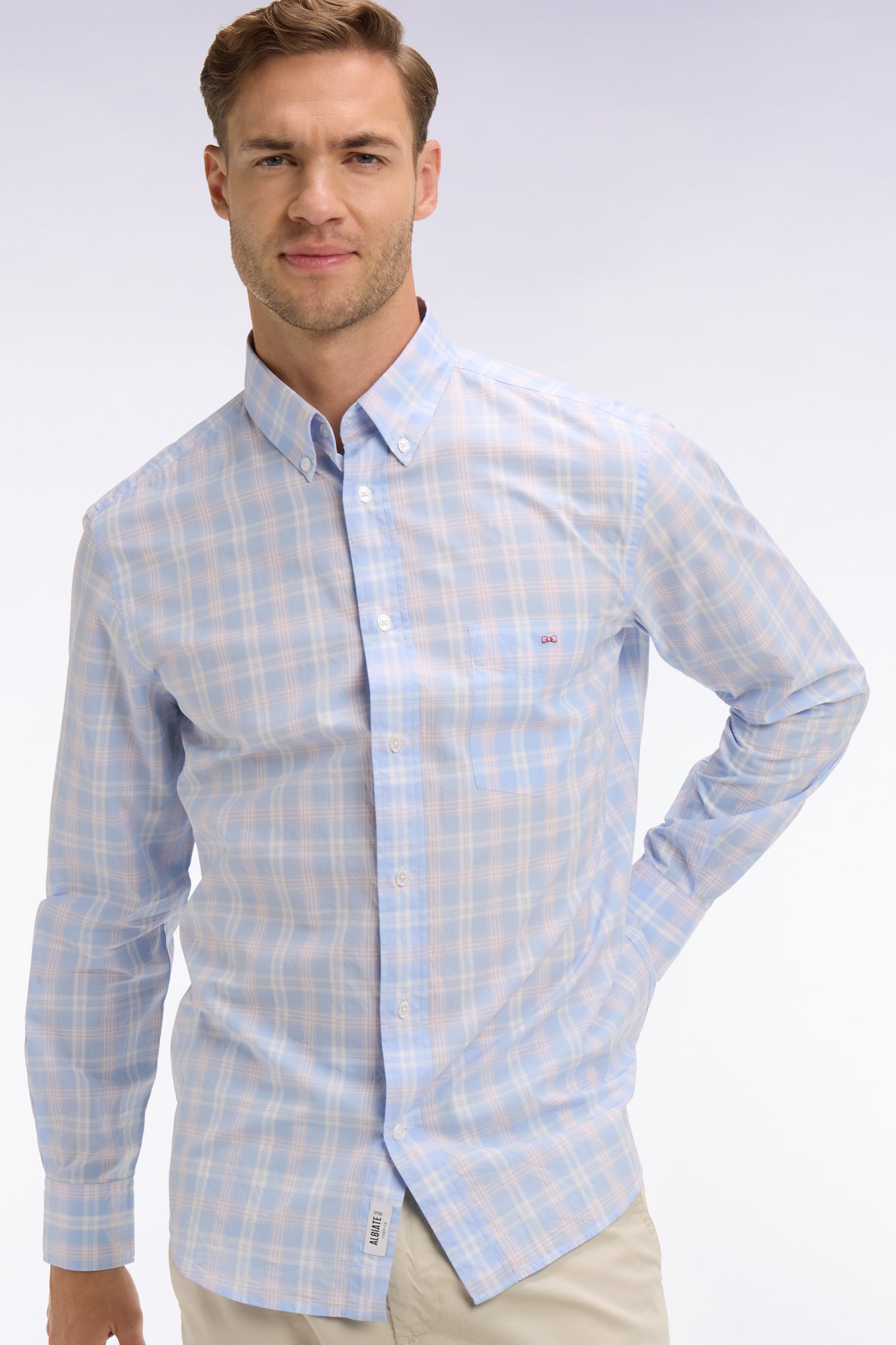 Chemise en coton à carreaux bleu ciel coupe regular