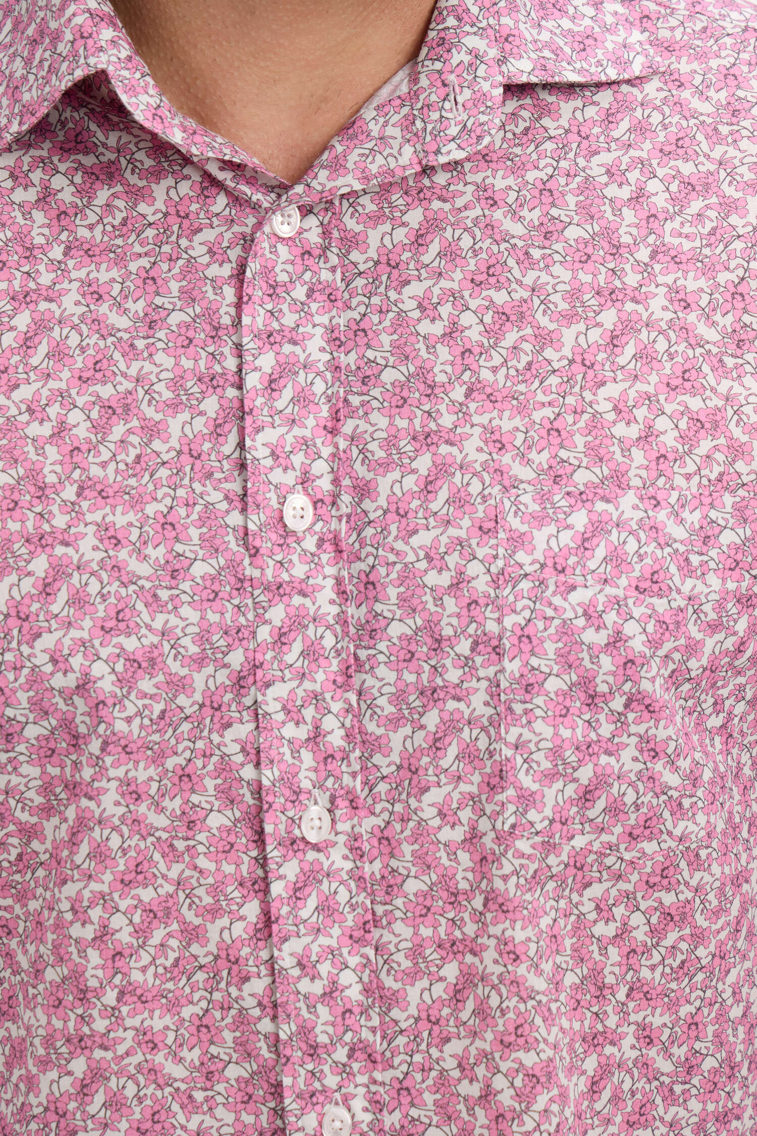 Chemise en popeline de coton rose à micromotifs floral coupe slim