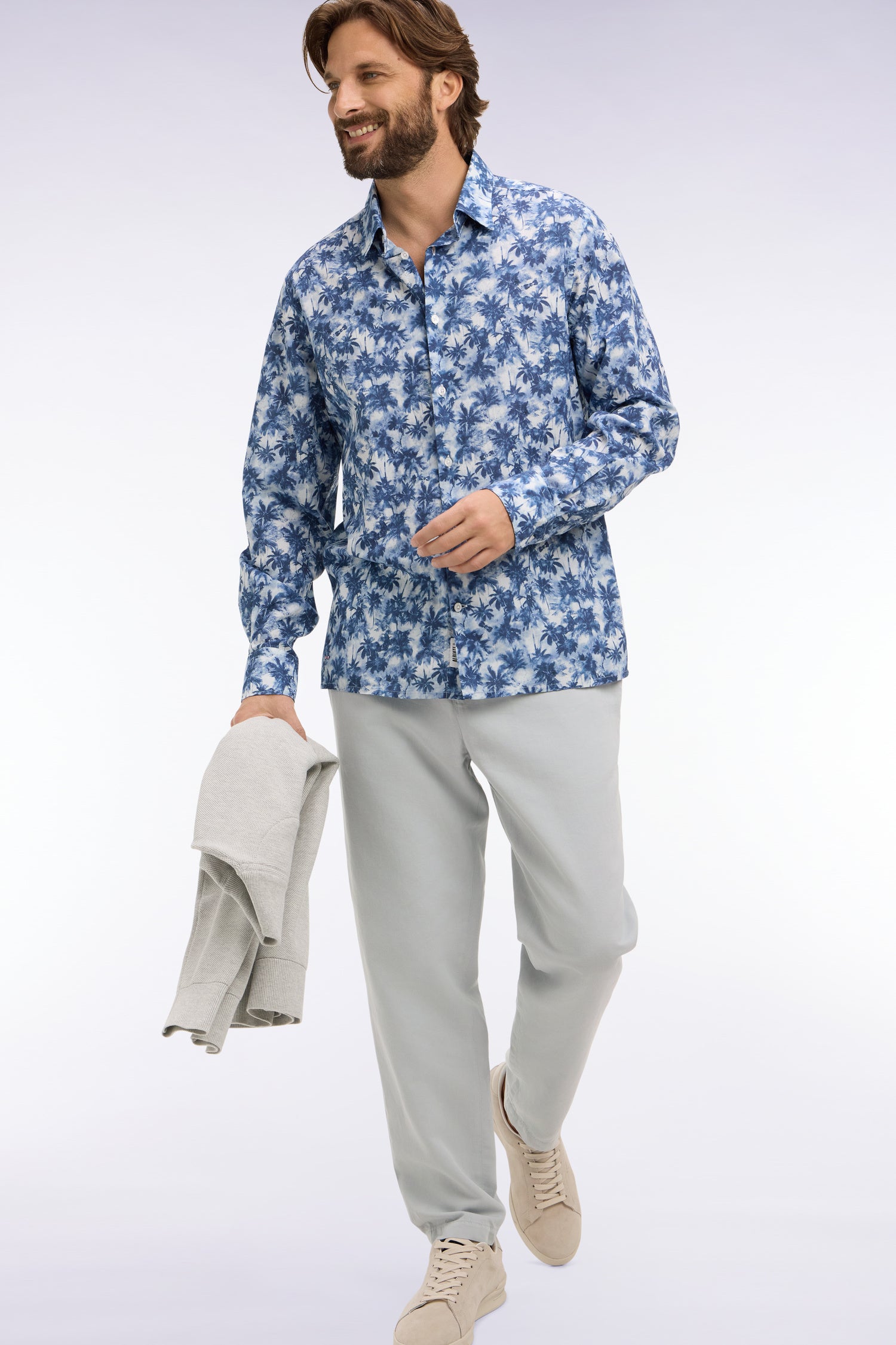 Chemise en popeline de coton imprimé palmiers bleu coupe regular