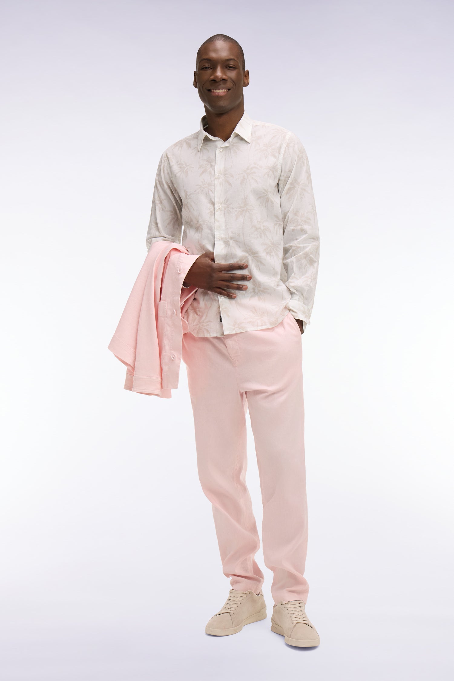 Chemise en coton blanche imprimé palmier beige coupe regular