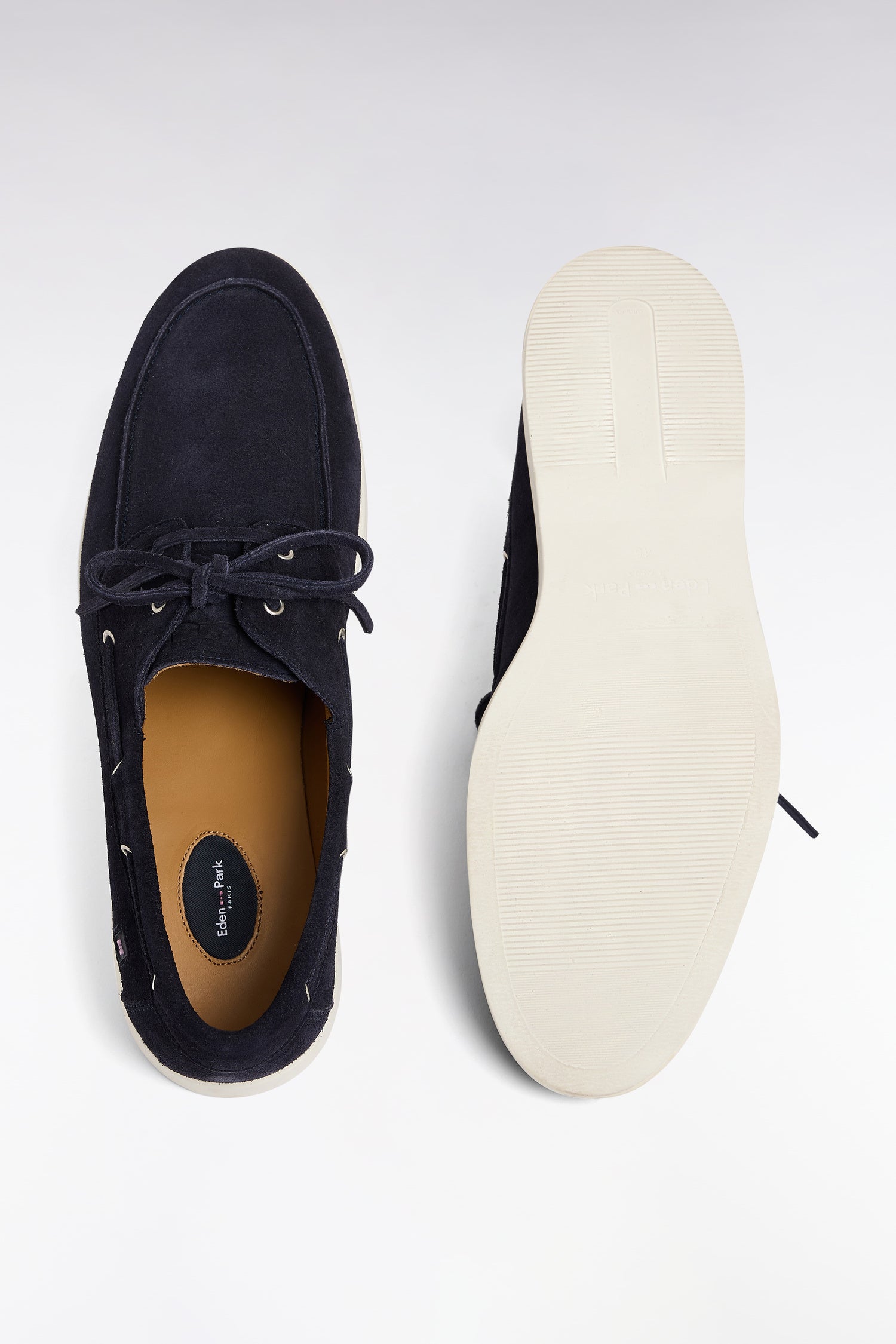 Chaussures bateau en cuir suédé marine