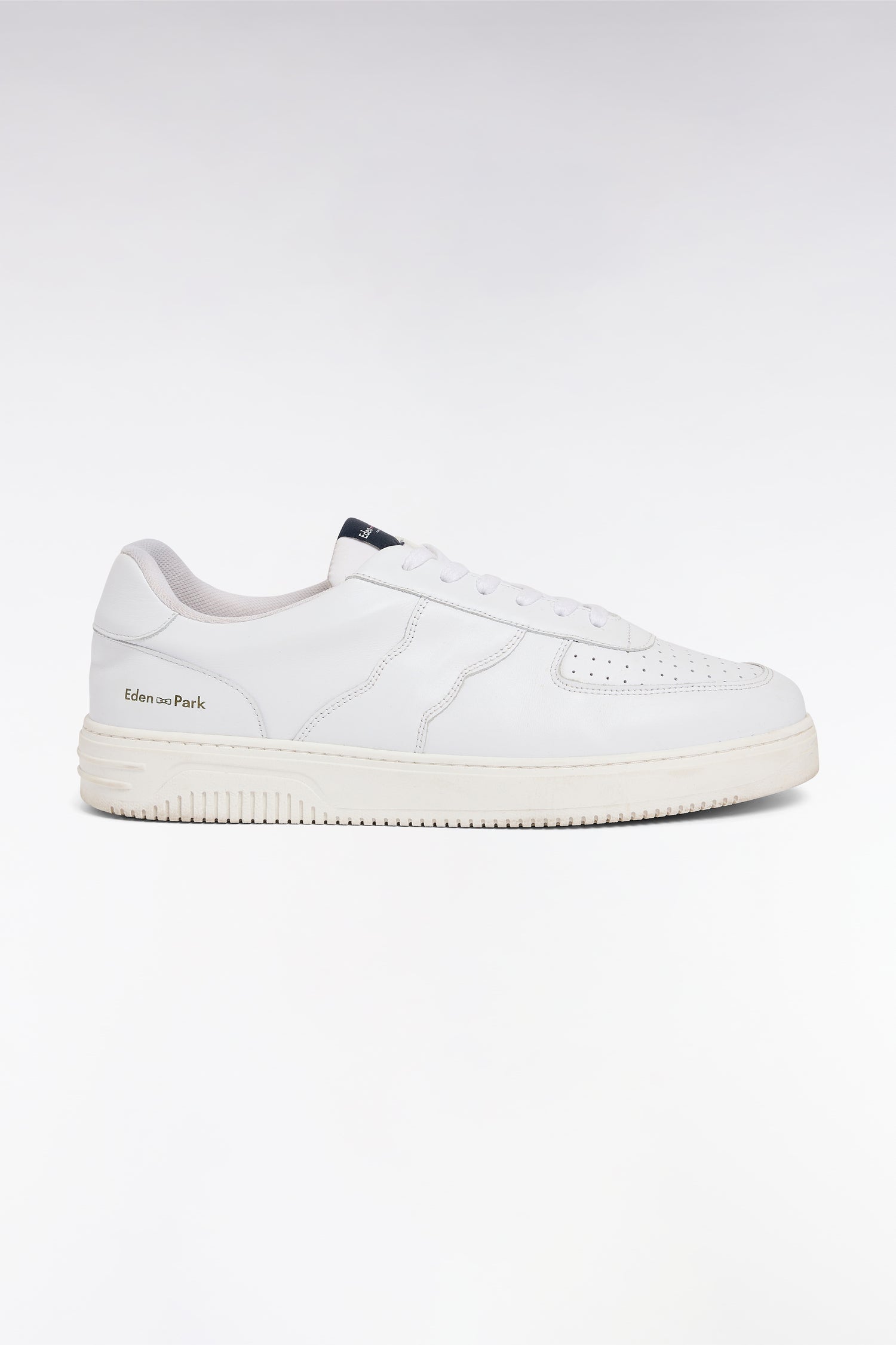 Sneakers en cuir blanc