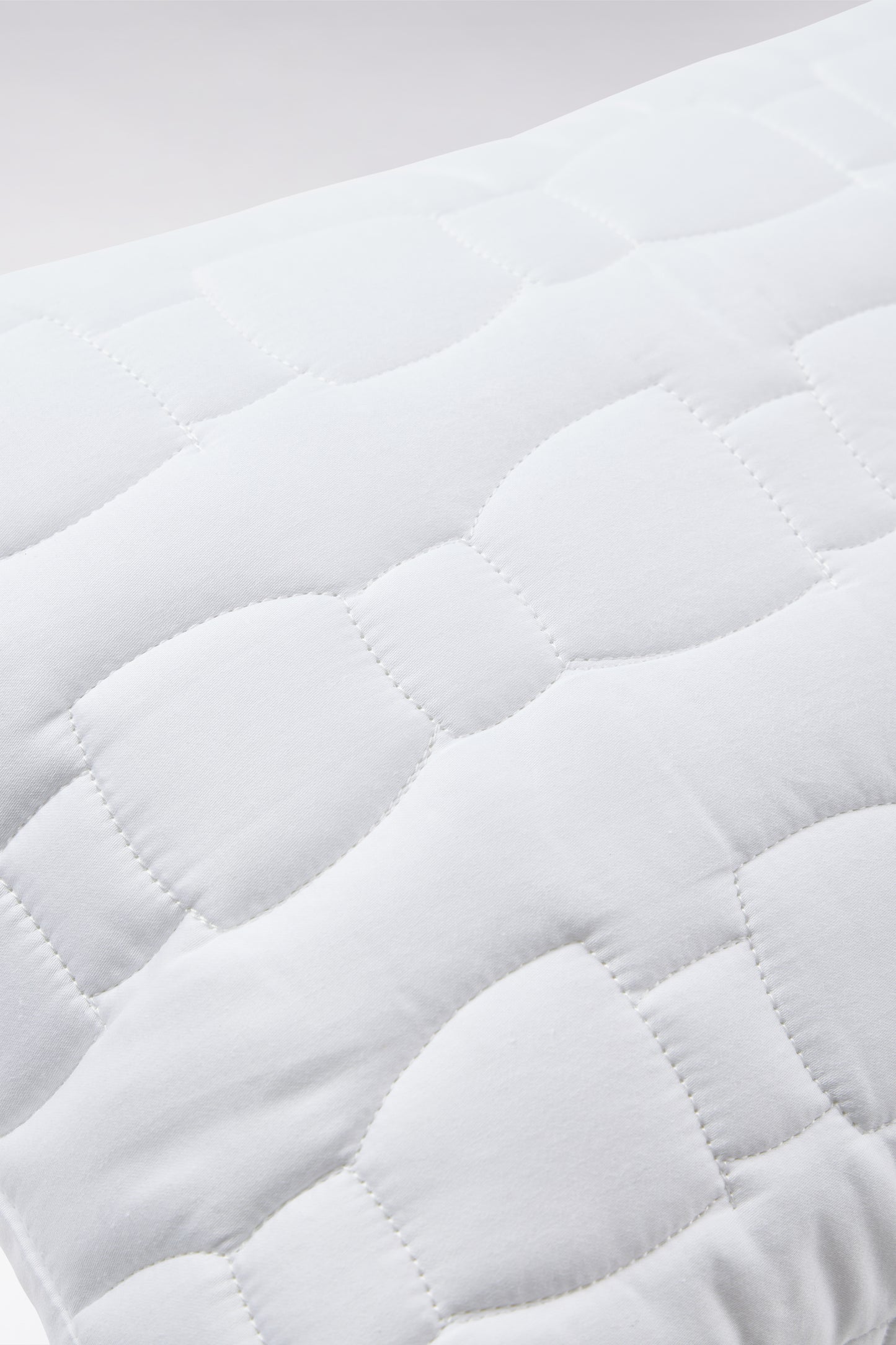 Coussin en coton blanc