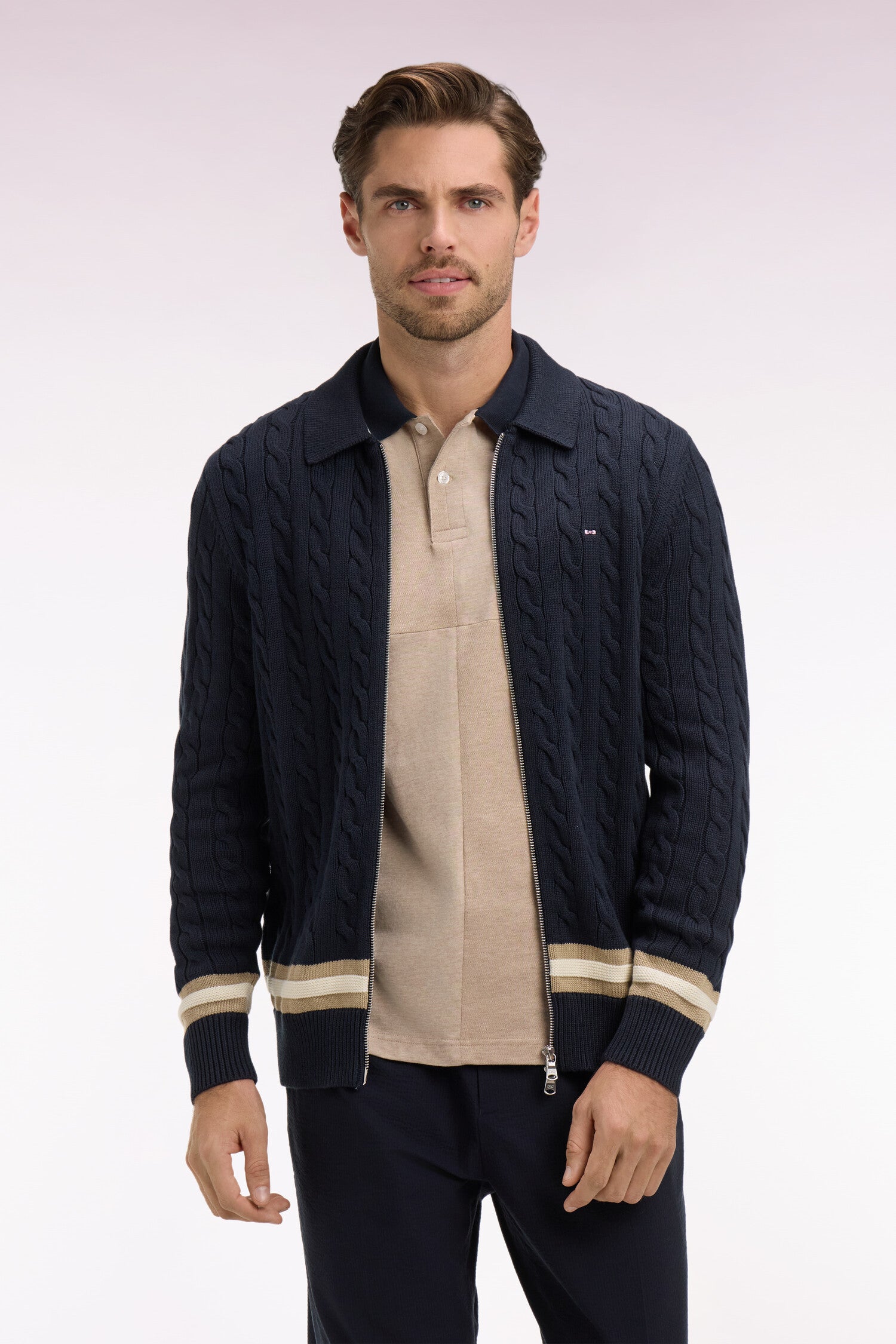 Cardigan zippé à torsade en coton marine