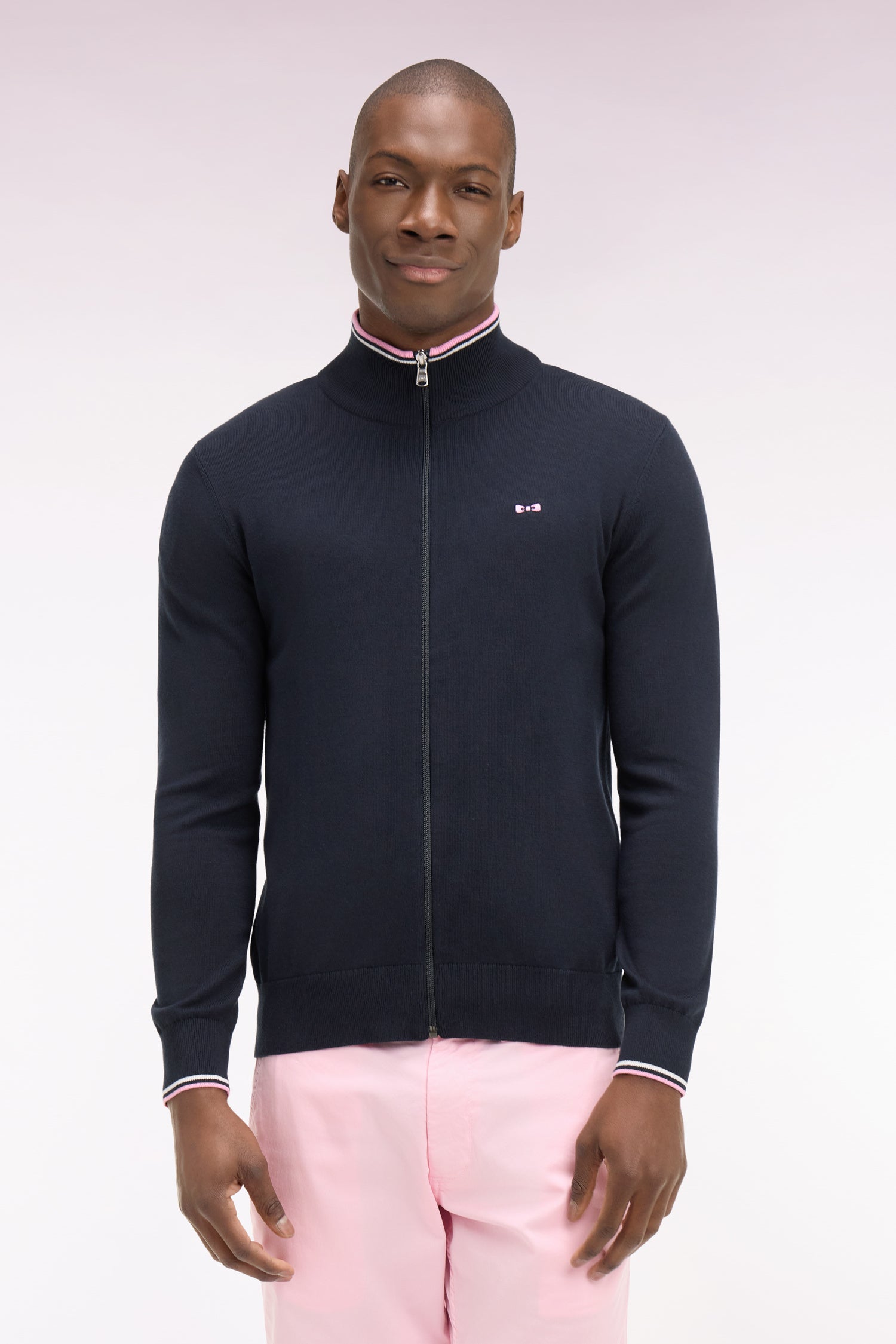 Cardigan zippé en coton marine à bords-côtes rayés