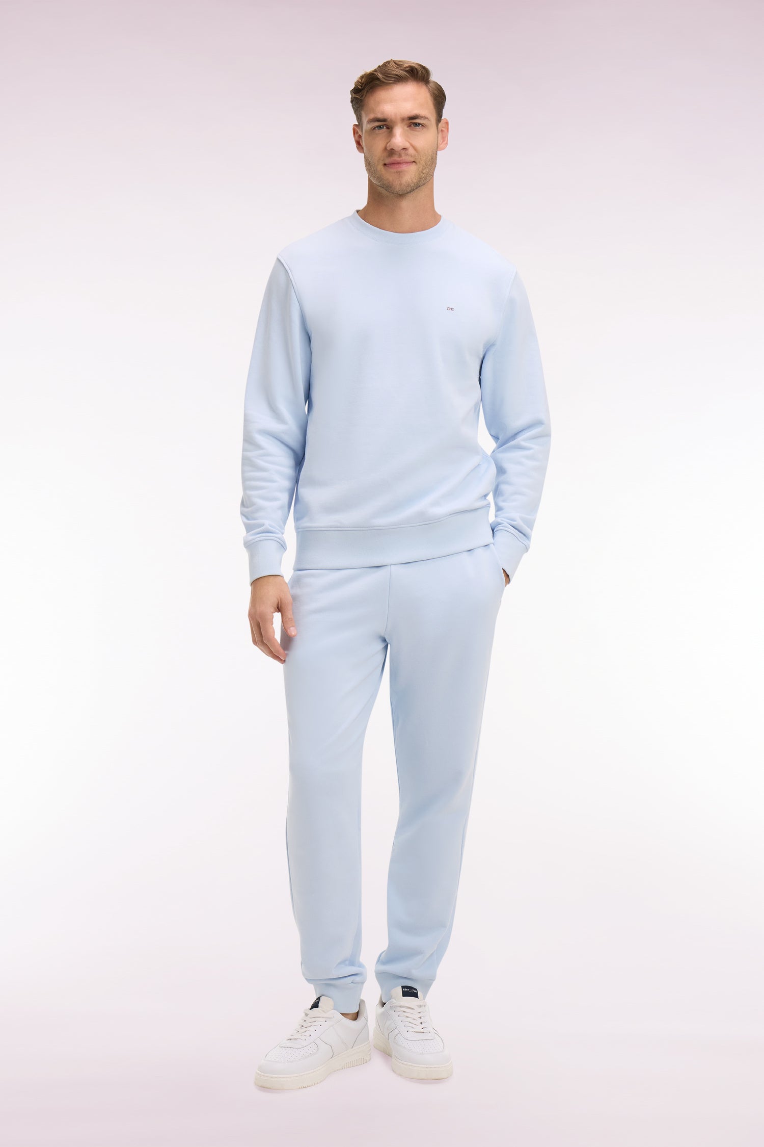 Jogging uni en molleton coton ciel coupe regular