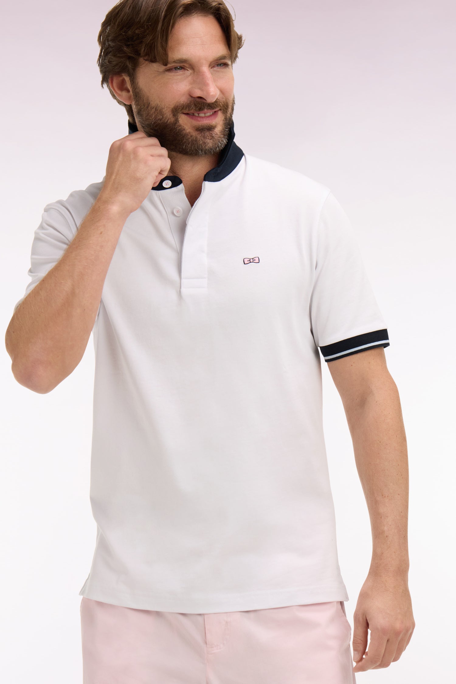 Maillot à manches courtes en coton blanc broderie marine coupe regular