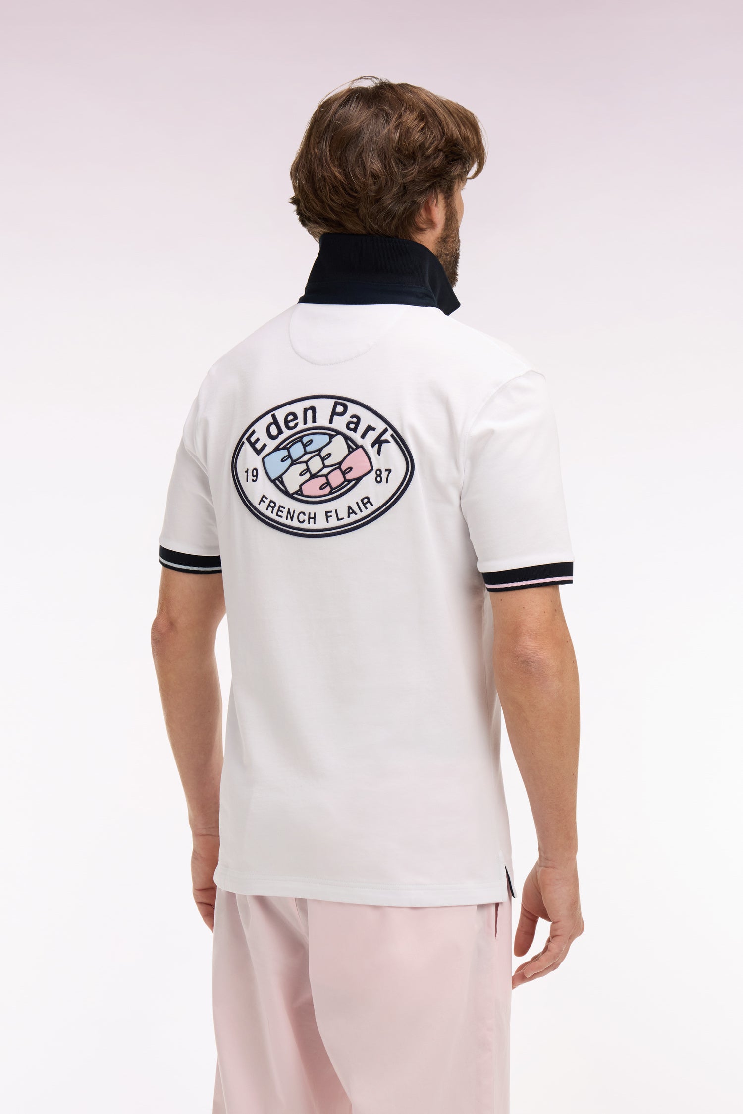 Maillot à manches courtes en coton blanc broderie marine coupe regular