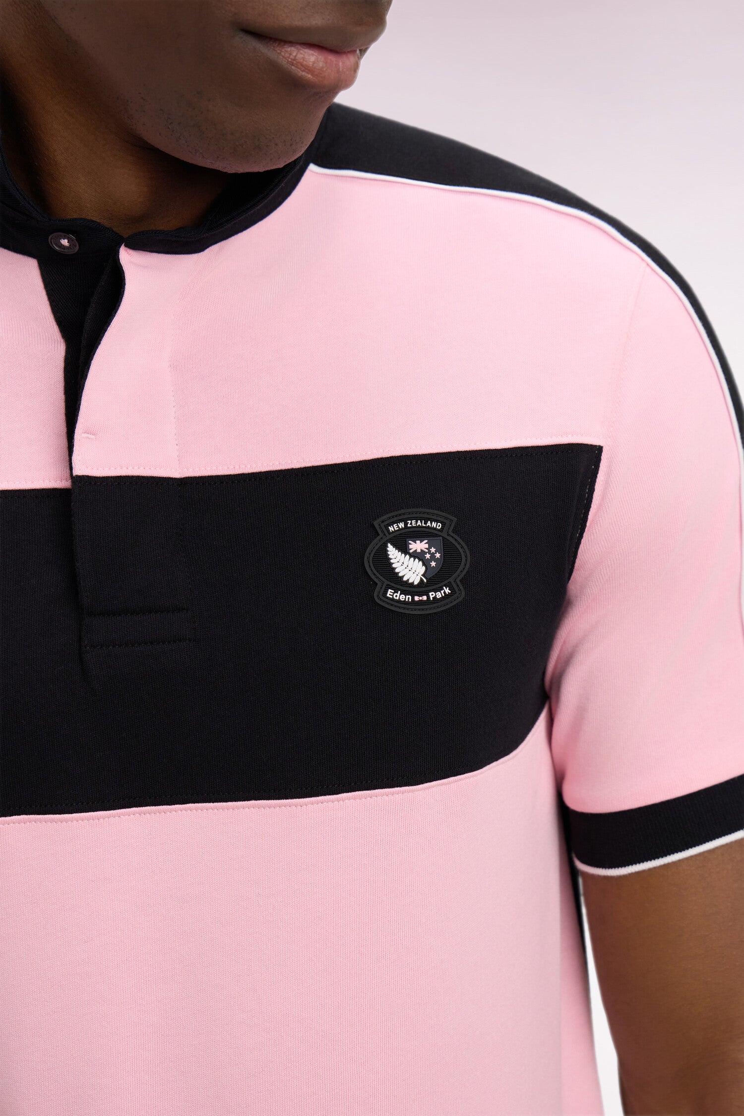 Maillot à manches courtes Nouvelle Zélande en coton rose coupe regular