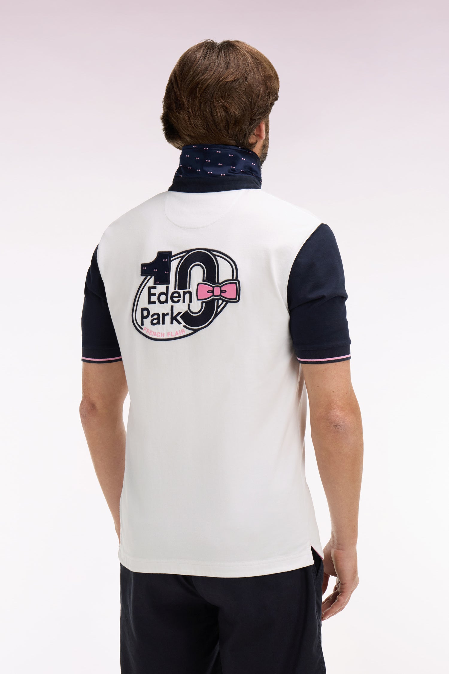 Maillot à manches courtes en coton blanc et marine coupe regular broderie dos