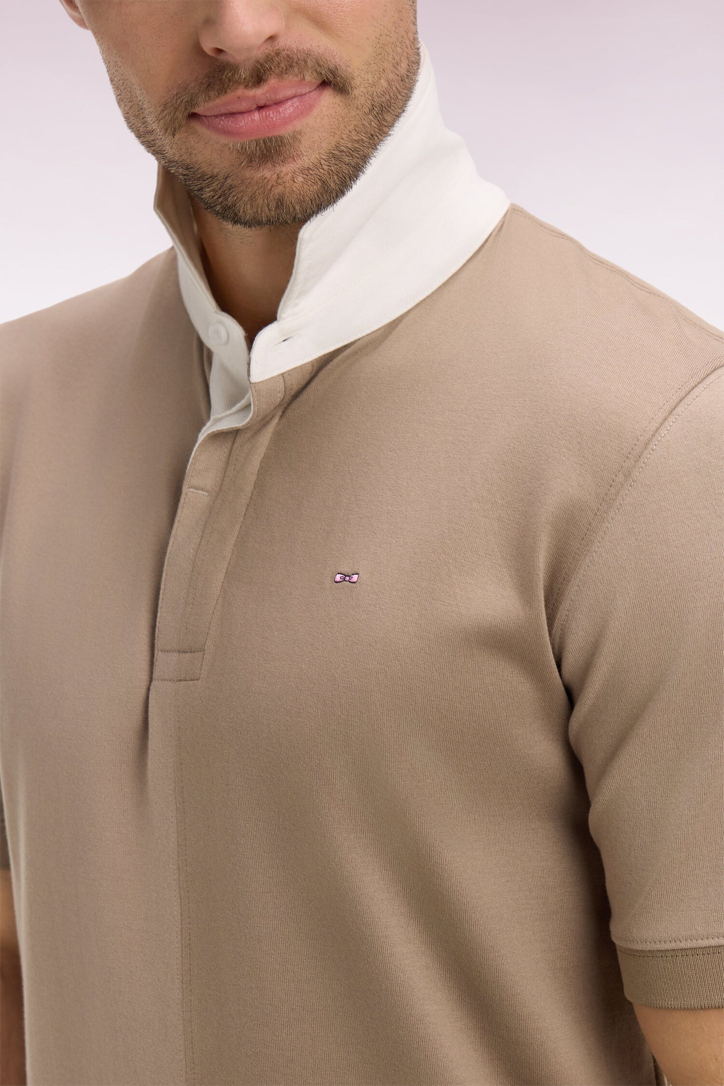 Short-sleeved jersey with vertical cutouts in beige cotton, regular fit