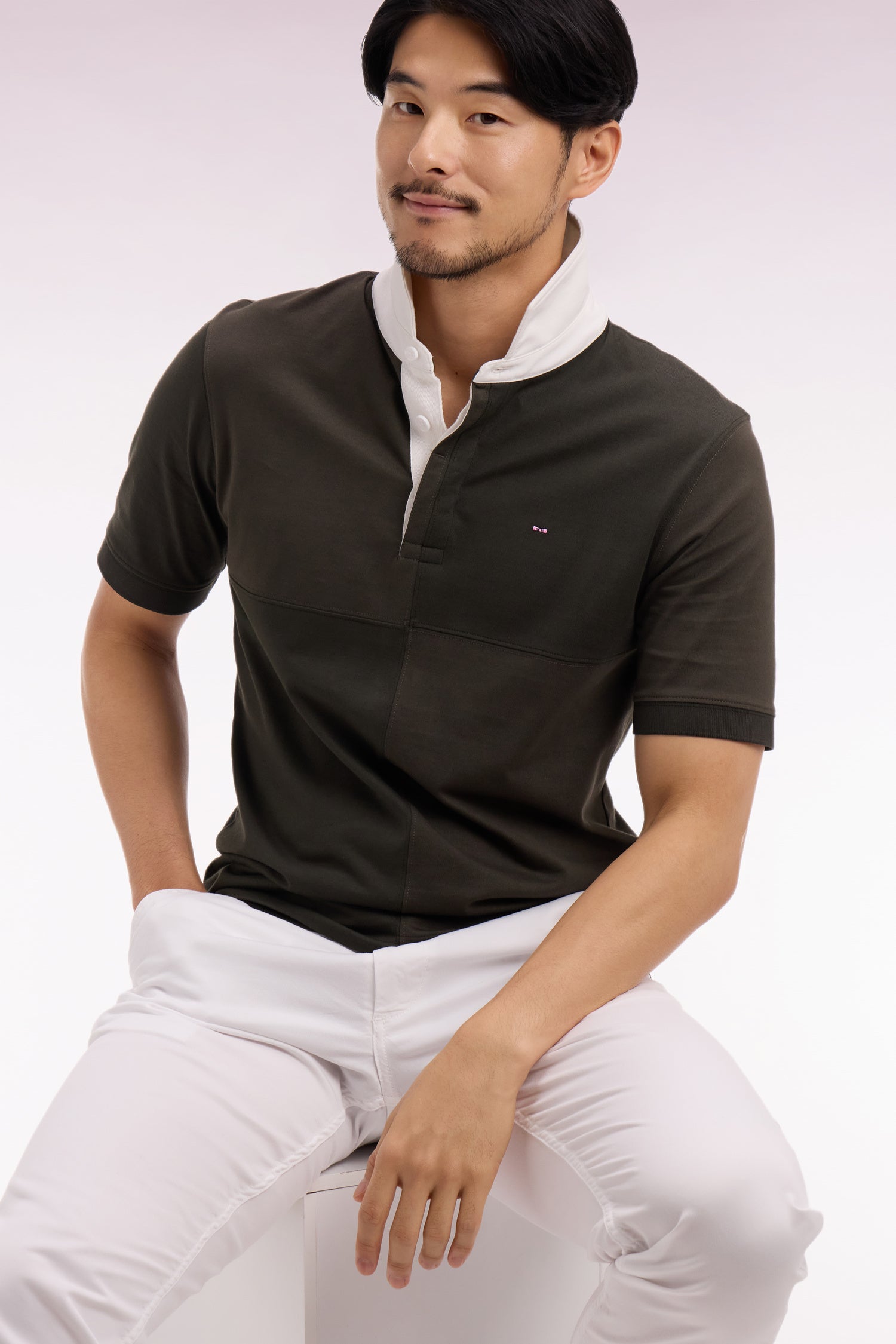 Maillot à manches courtes en coton à cadrans kaki coupe regular