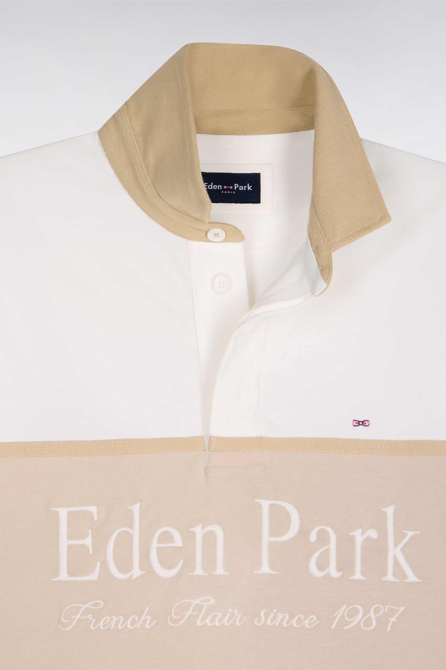 Maillot à manches courtes beige à découpes et broderie coupe regular