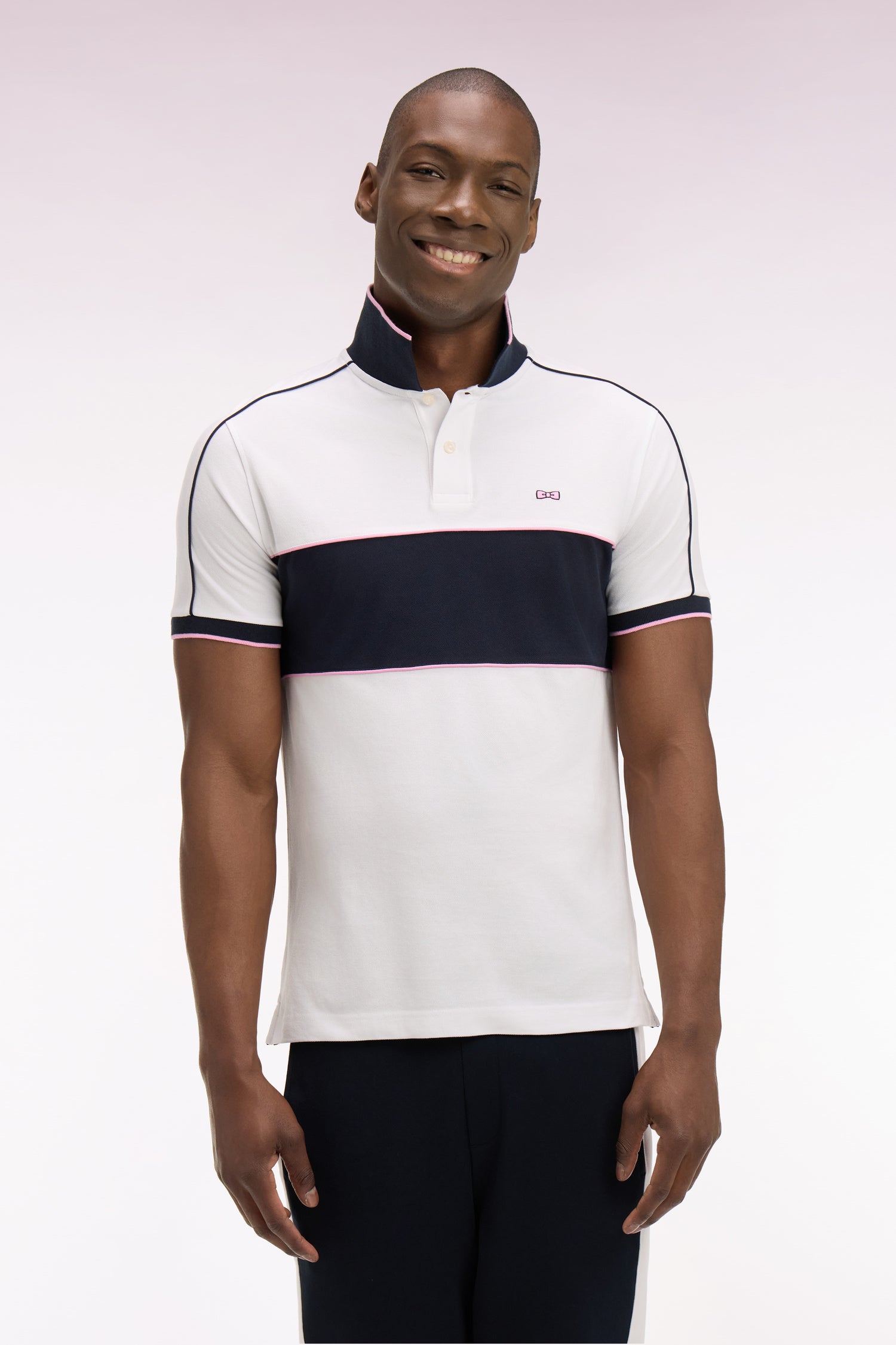 Polo à manches courtes en coton blanc découpes marine coupe regular