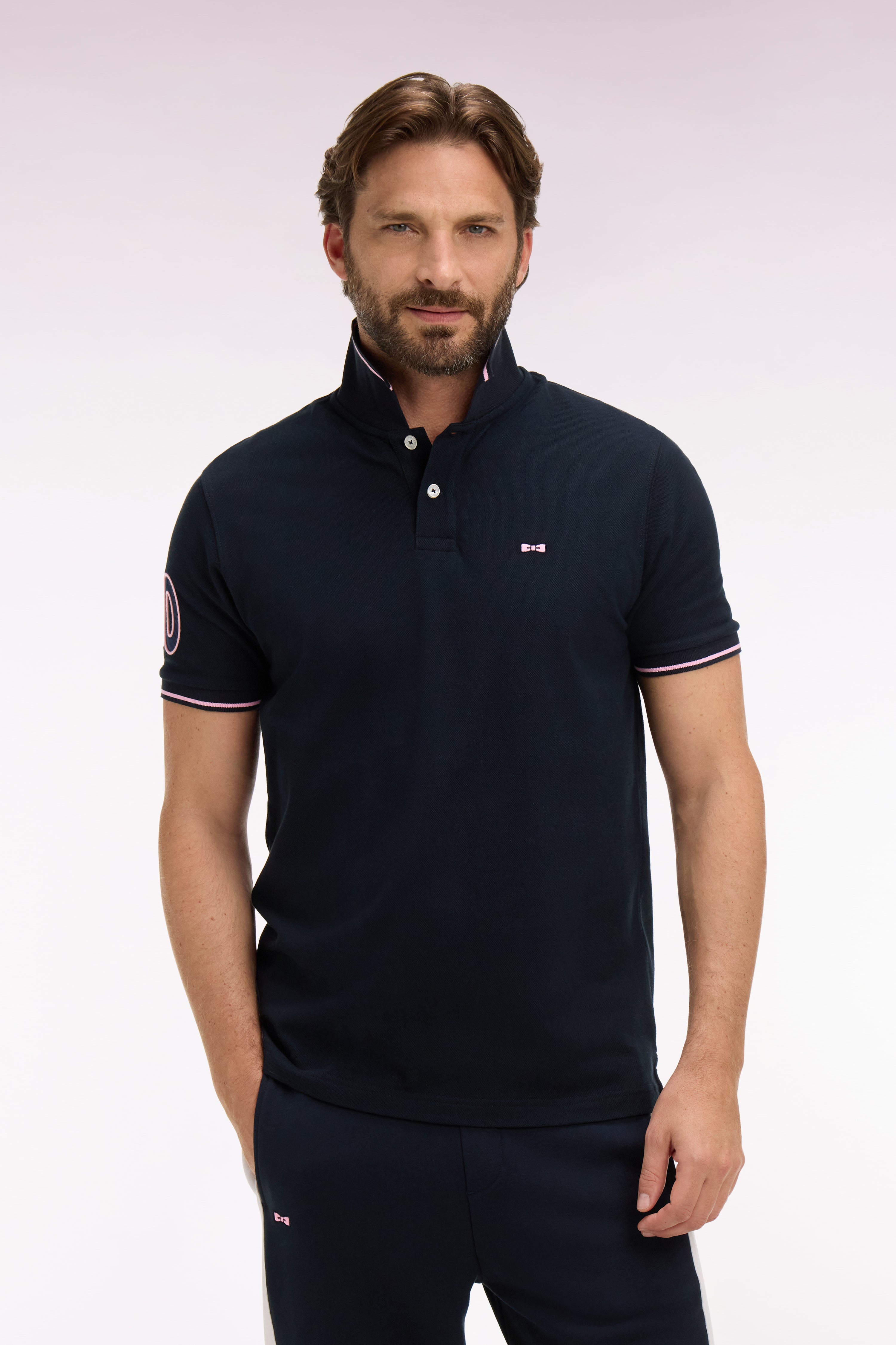 Polo à manches courtes en coton marine brodé coupe regular